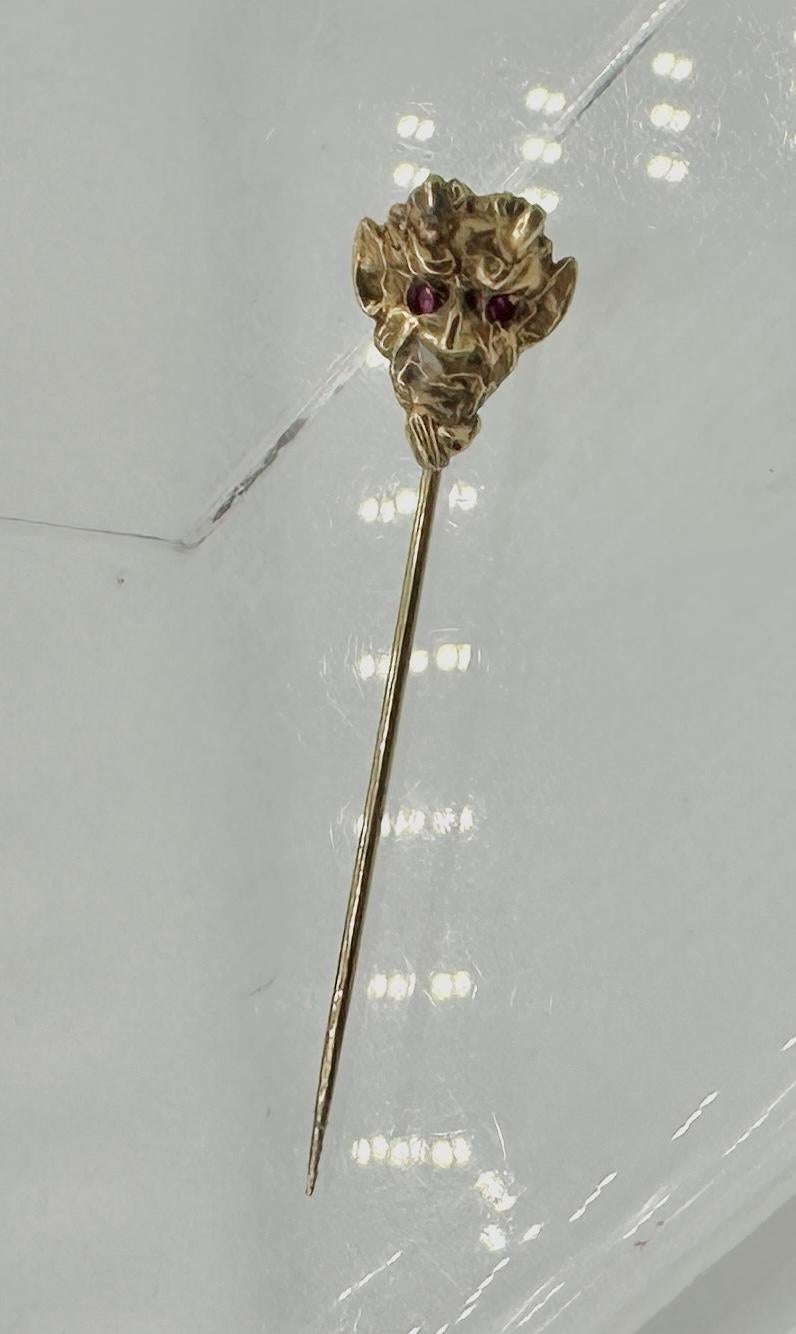 Spillone del diavolo con occhi di rubino rosso in oro 14 carati Antico Vittoriano Raro in vendita 3
