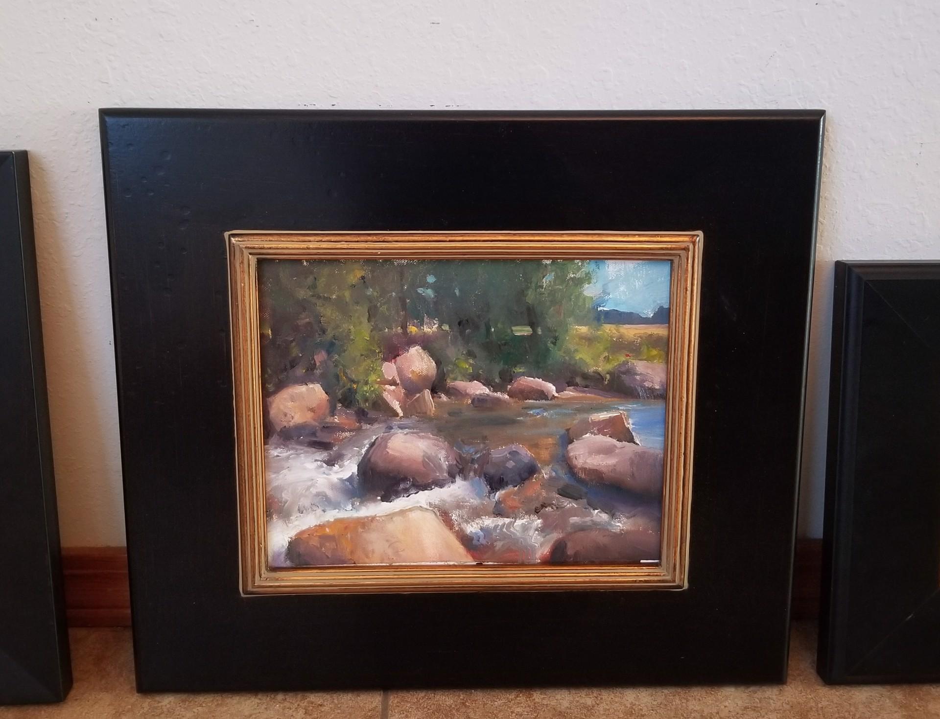 Fluss in den Rocky Mountains – Painting von Devin Michael Roberts