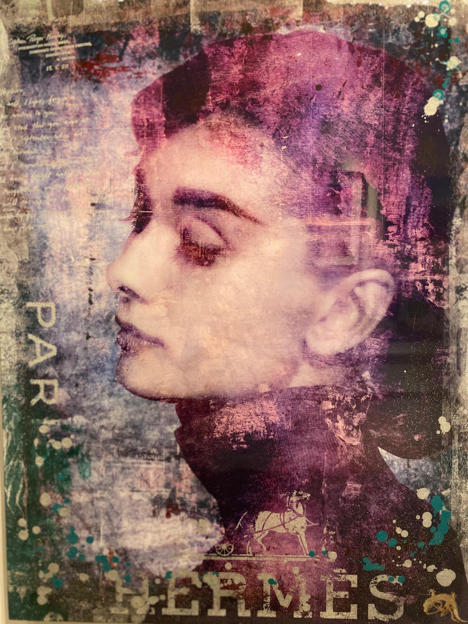 Hepburn Hermes  - portrait pop art contemporain original Audrey Hepburn  - Pop Art Mixed Media Art par Devin Miles