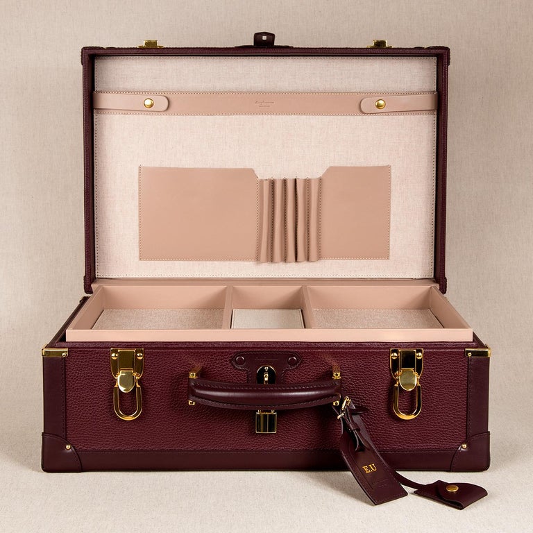 Devon Medium Suitcase For Sale at 1stdibs