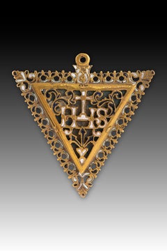 Devotional medallion. Bronze, enamel, glass, etc. Spanish school, 17th century.