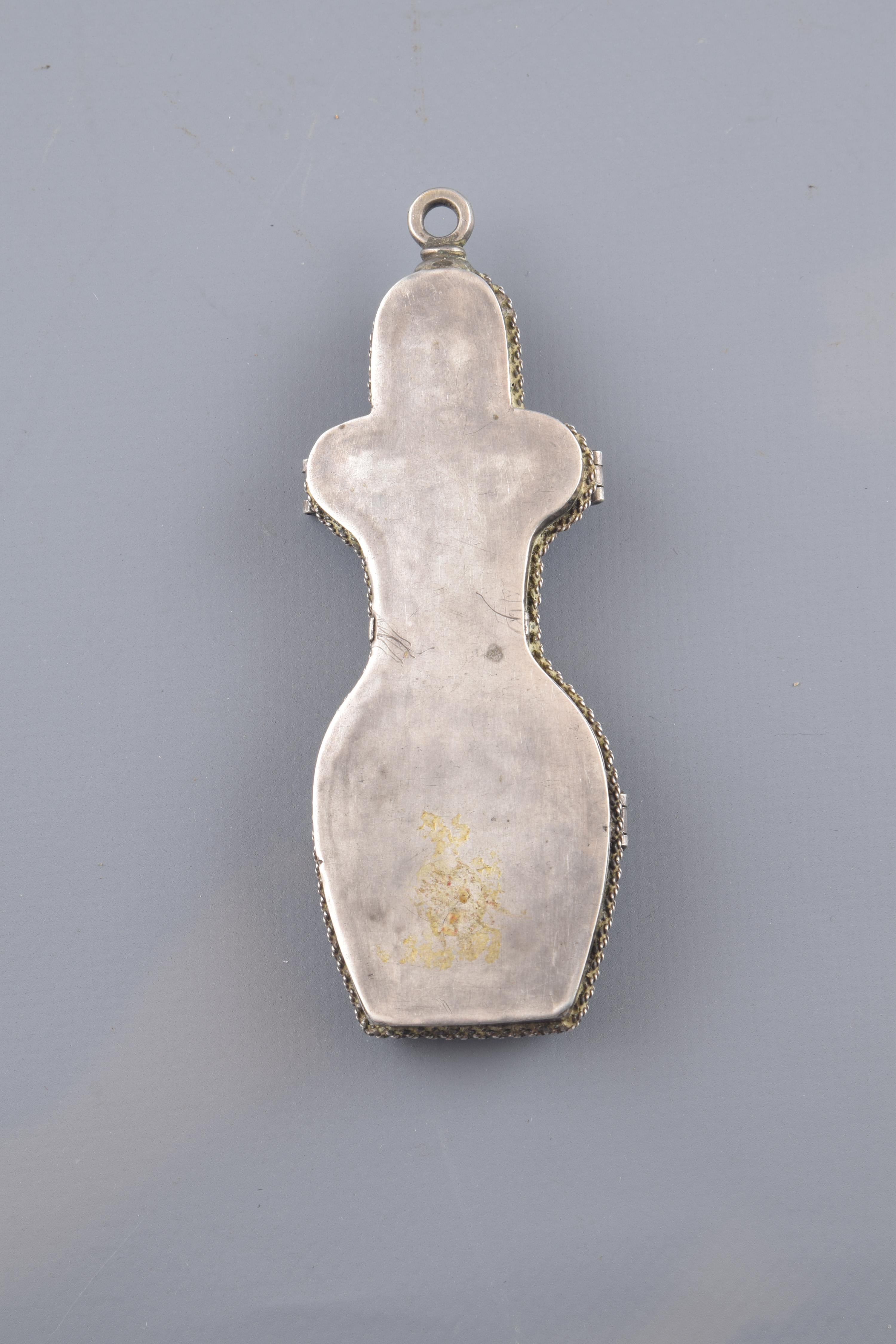 European Devotional Pendant Silver, Wood, Textile, 17th Century