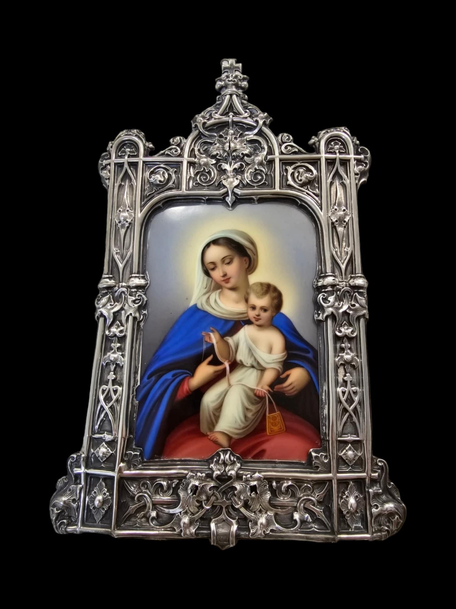 Devotional Plaque to the Virgin and Child In Enamel And Silver Mount. France For Sale 6