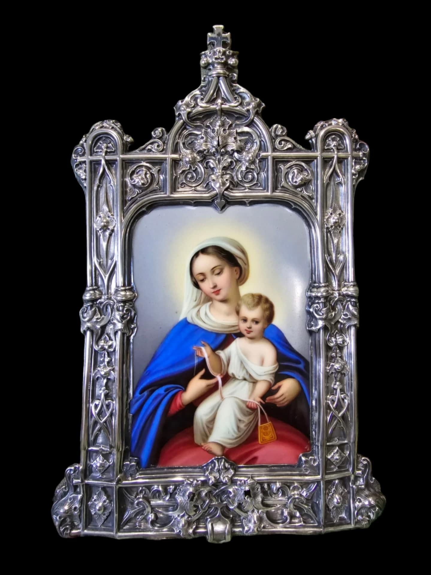 Devotionale Plakette der Jungfrau und des Kindes in Emaille und Silberbeschlägen. Frankreich im Angebot 11