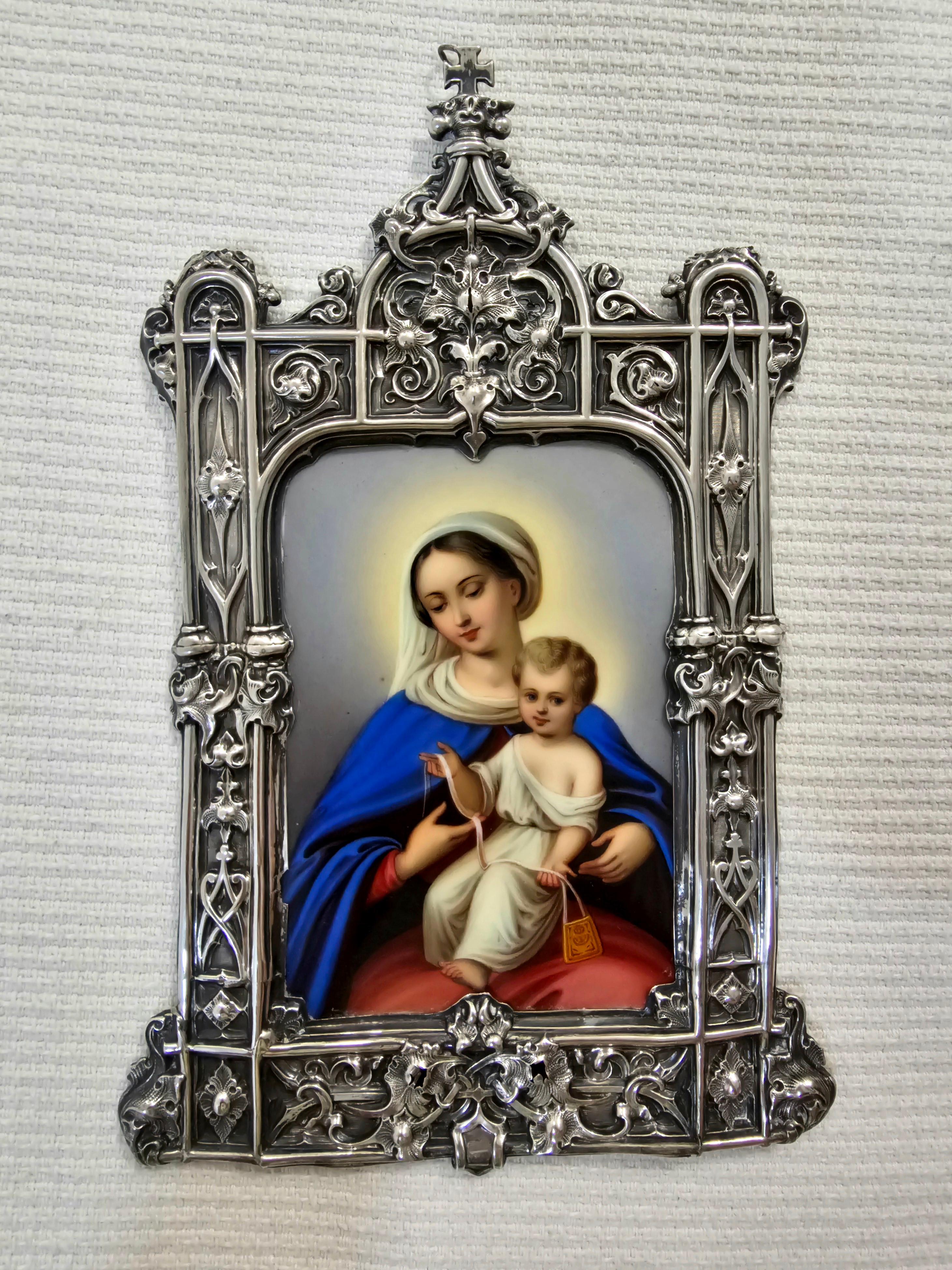 Devotionale Plakette der Jungfrau und des Kindes in Emaille und Silberbeschlägen. Frankreich im Angebot 4