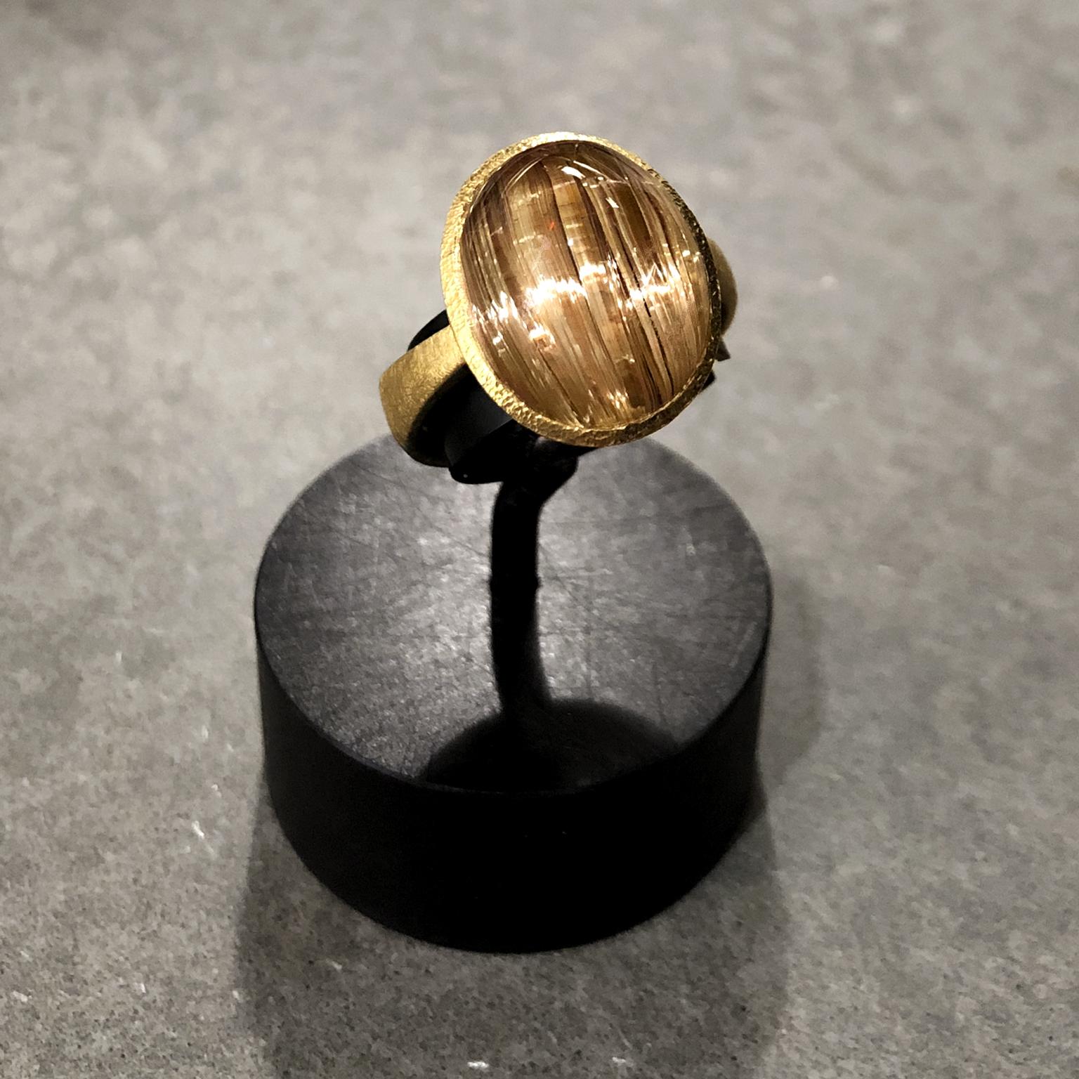Artist Devta Doolan Rare Cat's-Eye Golden Rutilated Quartz One of a Kind Gold Ring