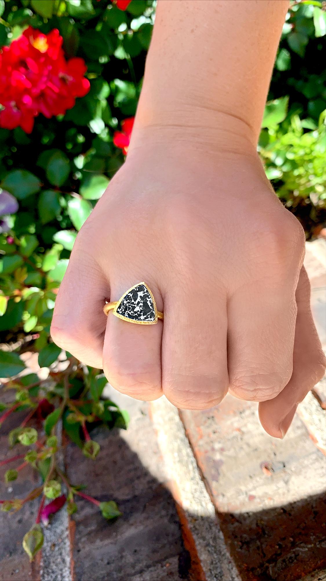 One of a Kind Solitaire Ring handcrafted by jewelry maker Devta Doolan in signature finished 22k yellow gold showcasing an out-of-this-world (literally and metaphorically!) meteorite with a remarkable mirrored quality. Stamped and hallmarked 22k /