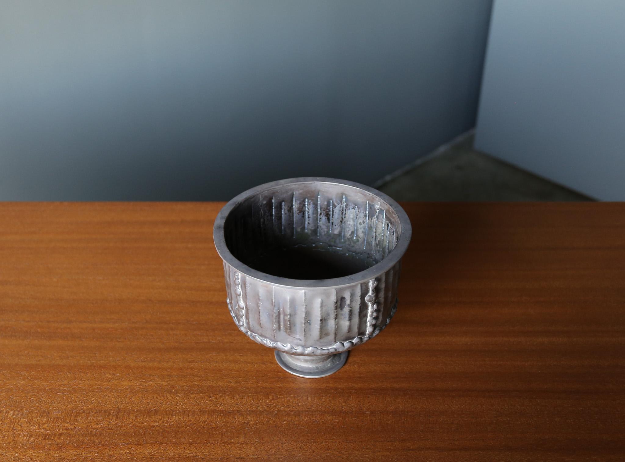 20th Century Dextra Frankel Welded 800 Silver Footed Bowl, California, c.1970 For Sale