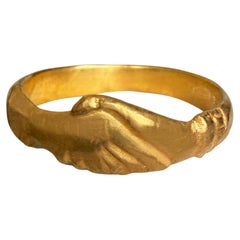 DEXTRARUM IUNCTIO, symbol of Love and Friendship 18kt Gold Ring