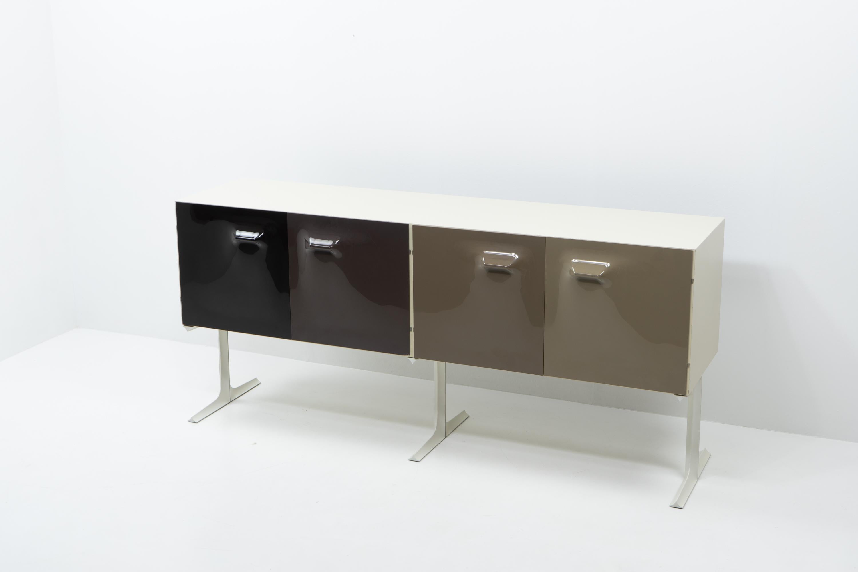 Metà XX secolo Credenza DF 2000, Raymond Loewy per Doubinsky Frères, Francia, anni '60 in vendita