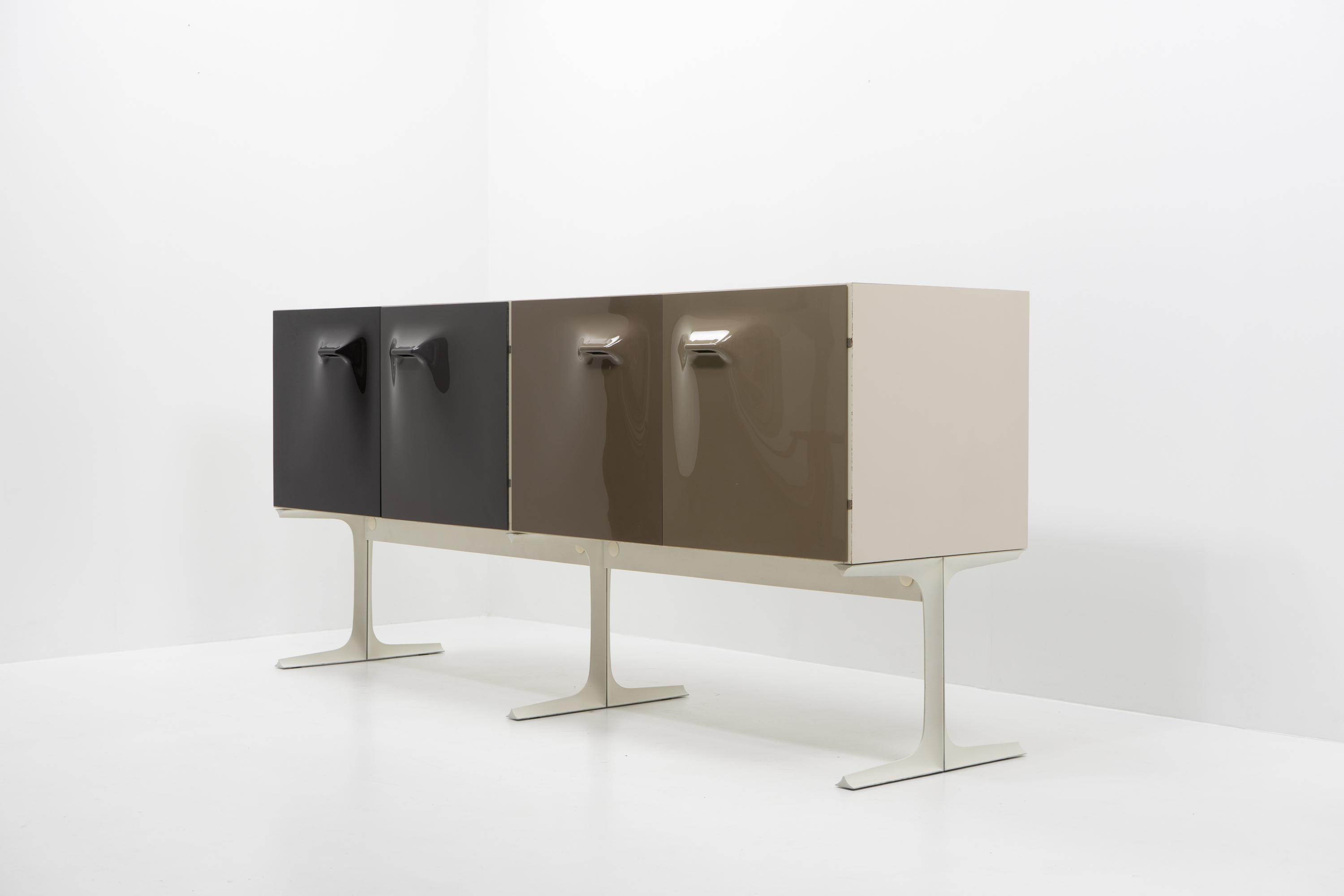 Metallo Credenza DF 2000, Raymond Loewy per Doubinsky Frères, Francia, anni '60 in vendita