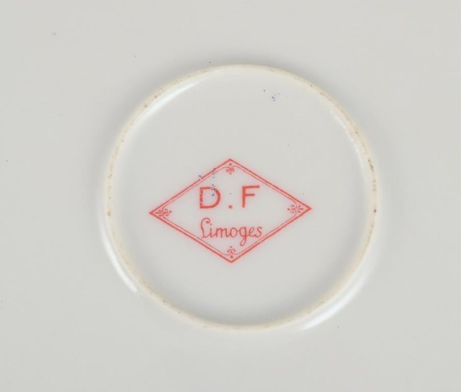D.F. Limoges, France. Porcelain baby warming bowl. Stopper with a child's face. For Sale 3