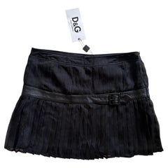 D&G 1990s Black Silk Pleated Skirt with Lamb Leather Waistband
