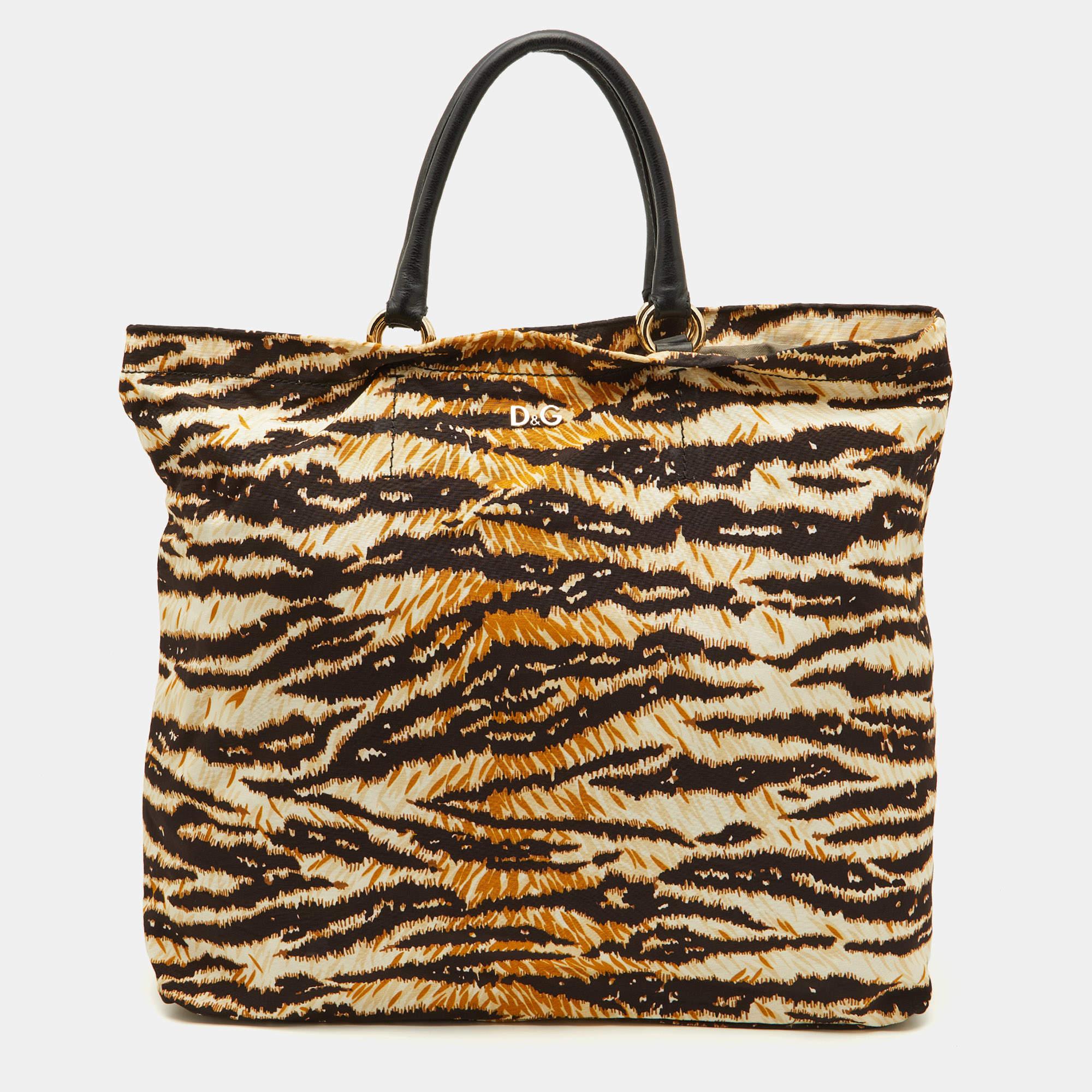 D&G Kori Shopper-Tasche aus Segeltuch mit Zebradruck in Brown/Beige im Angebot 2