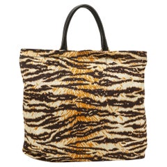 D&G Kori Shopper-Tasche aus Segeltuch mit Zebradruck in Brown/Beige
