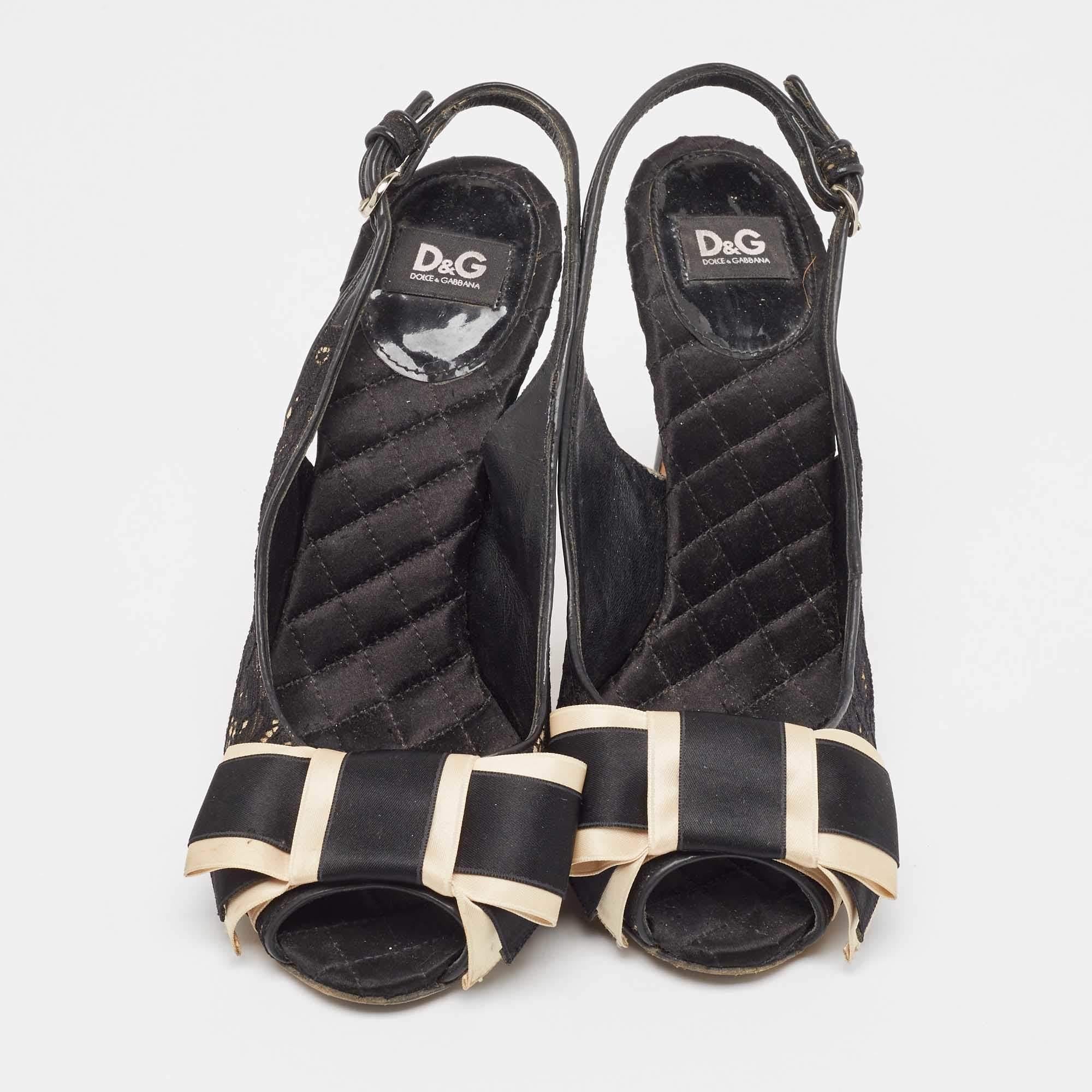 Noir D&G escarpins noirs et noirs avec nœud papillon à bout ouvert, taille 39 en vente
