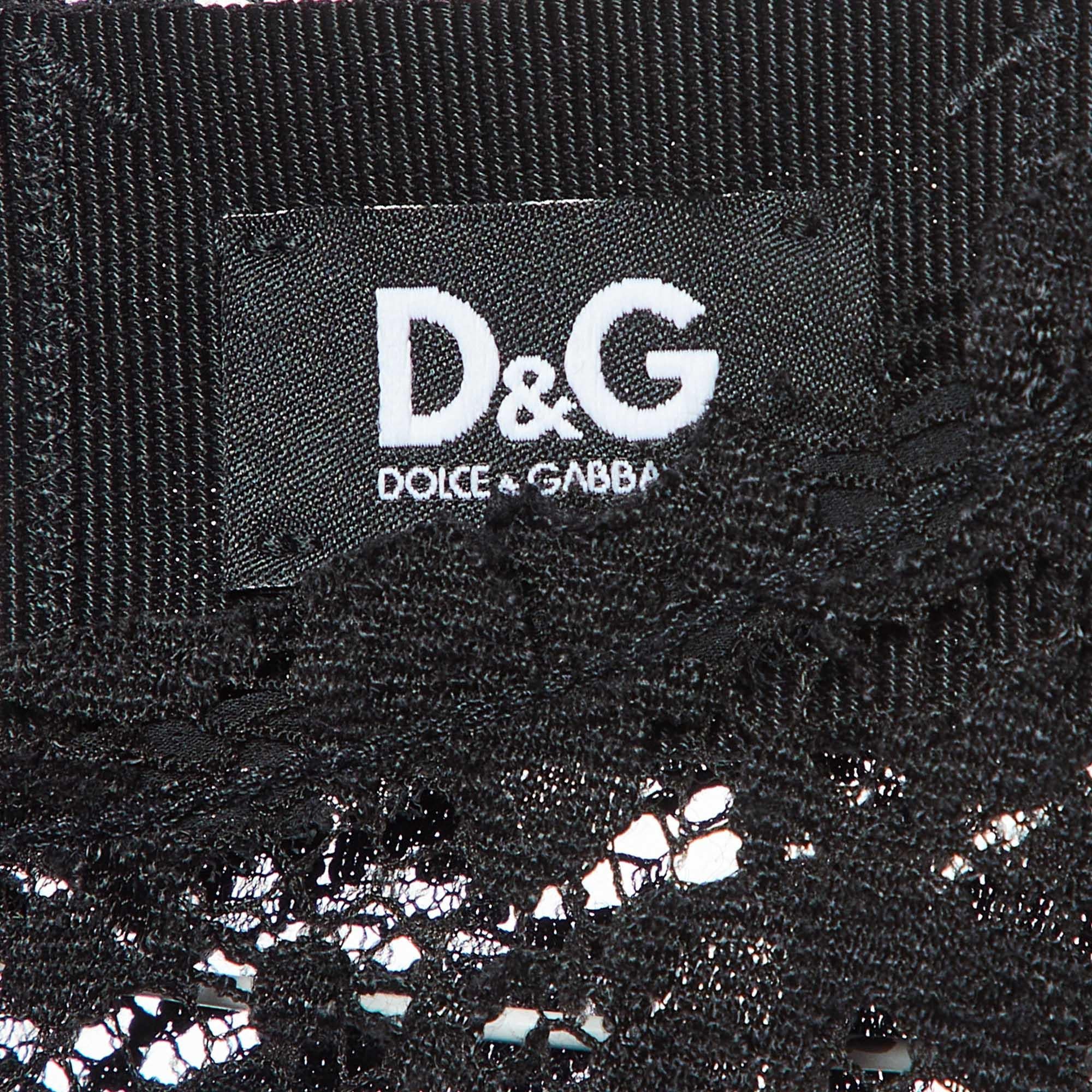 D.G. Top nero senza maniche in pizzo M In condizioni buone in vendita a Dubai, Al Qouz 2
