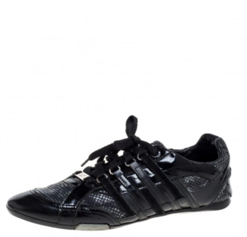 D&G Black Snakeskin Effect and Patent Leather Lace  Low Top Sneakers Size 42 For Sale 3