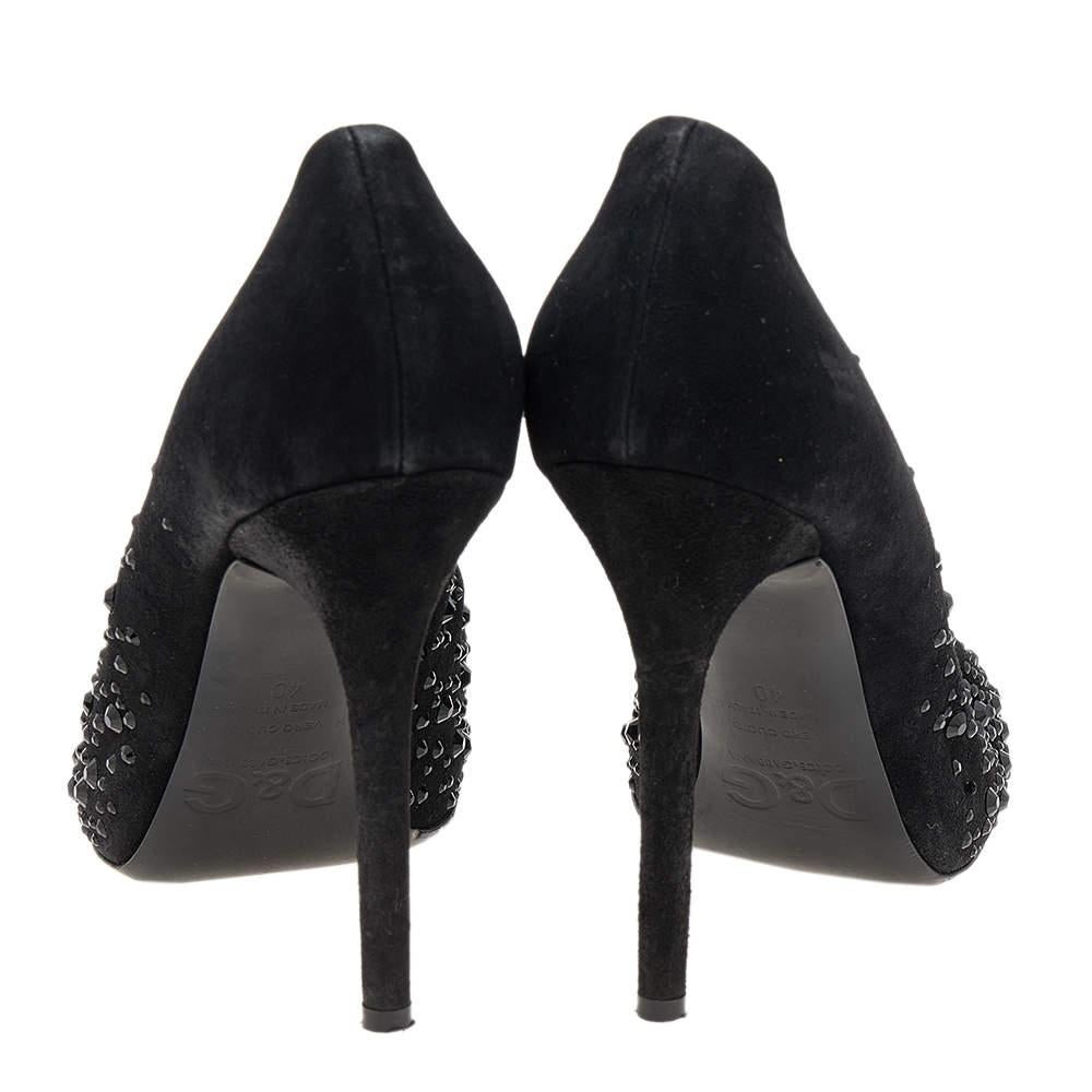 D&G Black Suede Crystal Embellished Peep Toe Pumps Size 40 In Good Condition For Sale In Dubai, Al Qouz 2