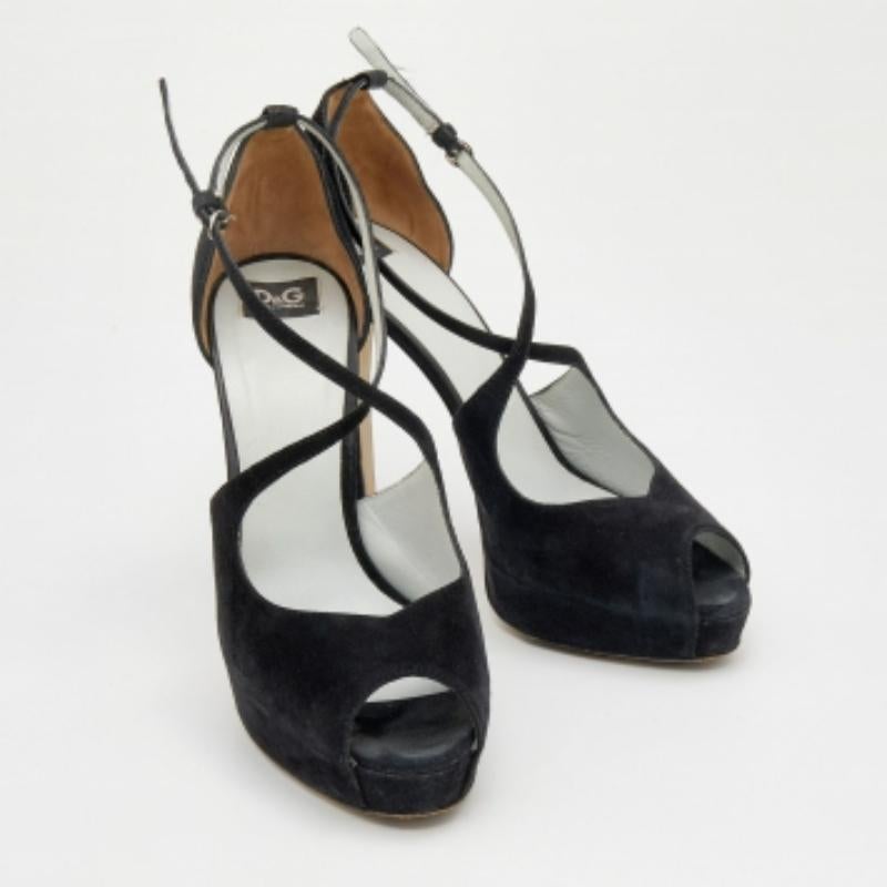 D&G Black Suede Platform Ankle Strap Sandals Size 39 In Good Condition For Sale In Dubai, Al Qouz 2