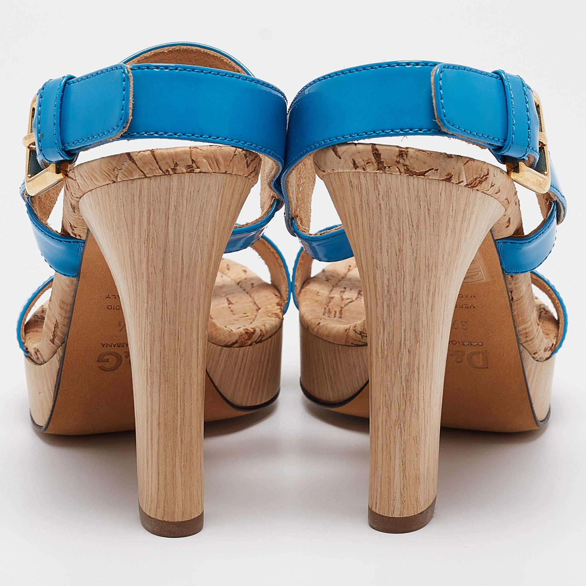 De las mujeres Sandalias con correa en el tobillo de charol azul de D&G talla 37,5 en venta