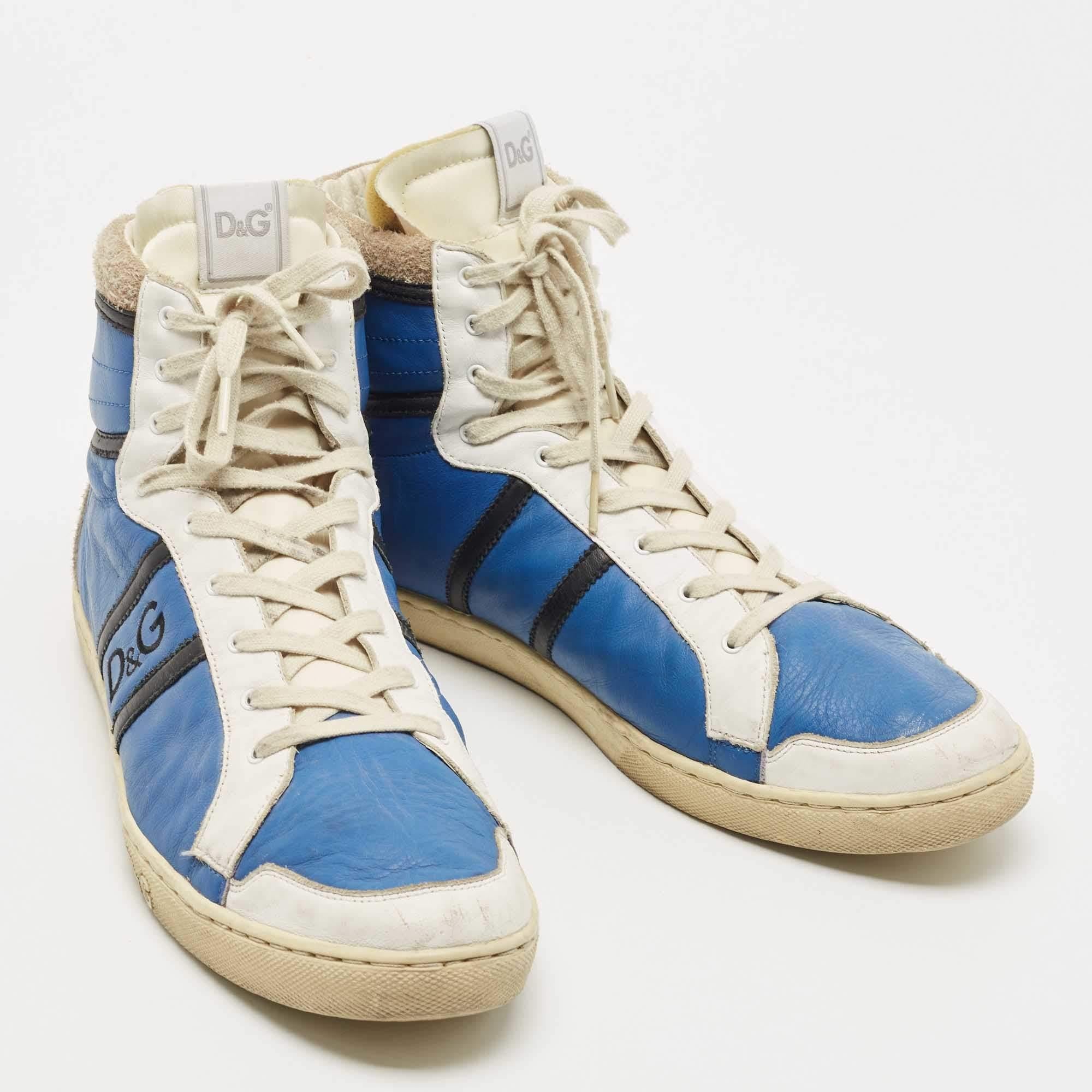 D&G Blue/White Leather and Suede High Top Sneakers Size 45 In Fair Condition For Sale In Dubai, Al Qouz 2