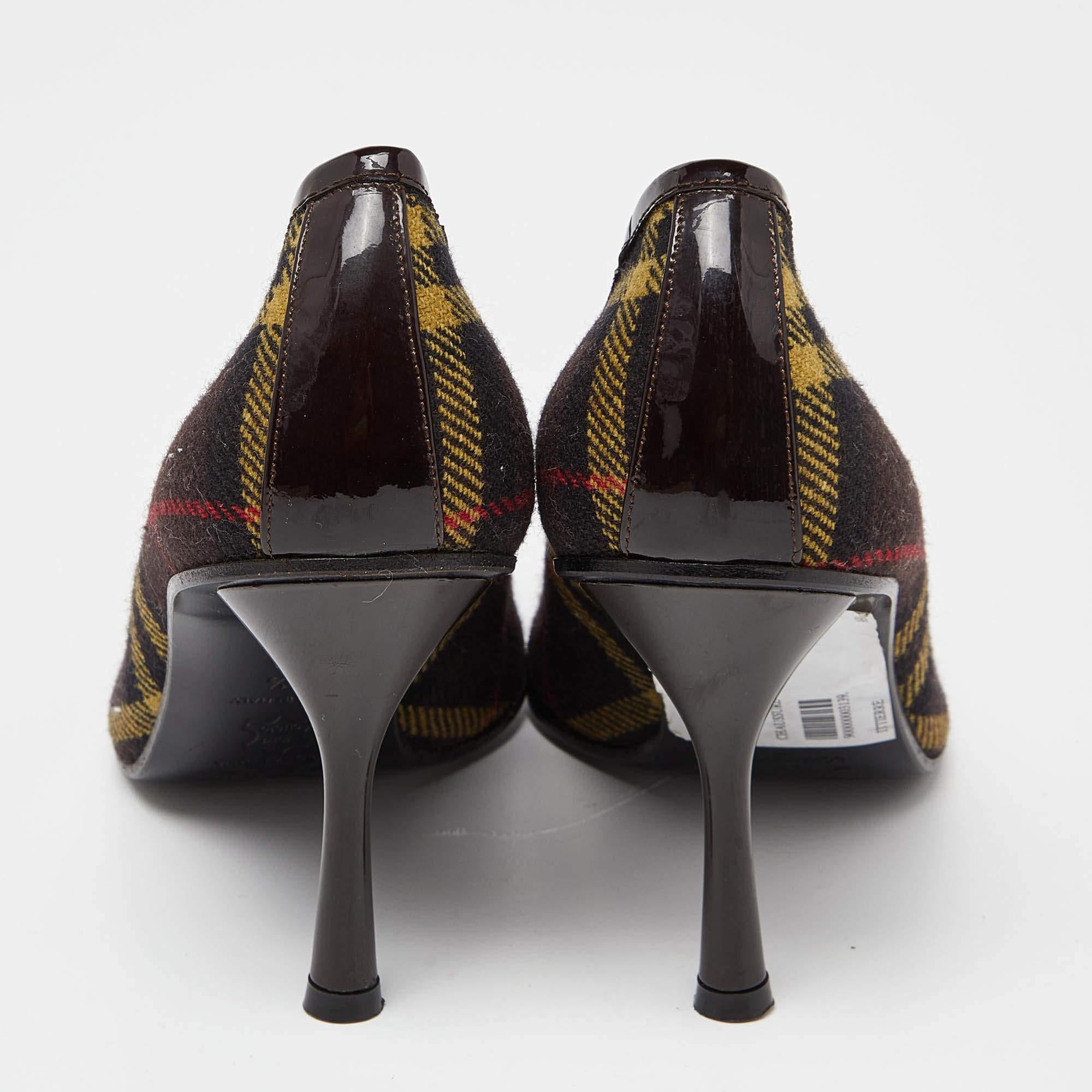 D&G Brown Plaid Wool and Patent Leather Pointed Toe Pumps Size 37.5 For Sale 1