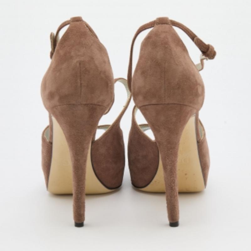 Sandalias de plataforma con puntera abierta de ante marrón D&G talla 38,5 Marrón en venta