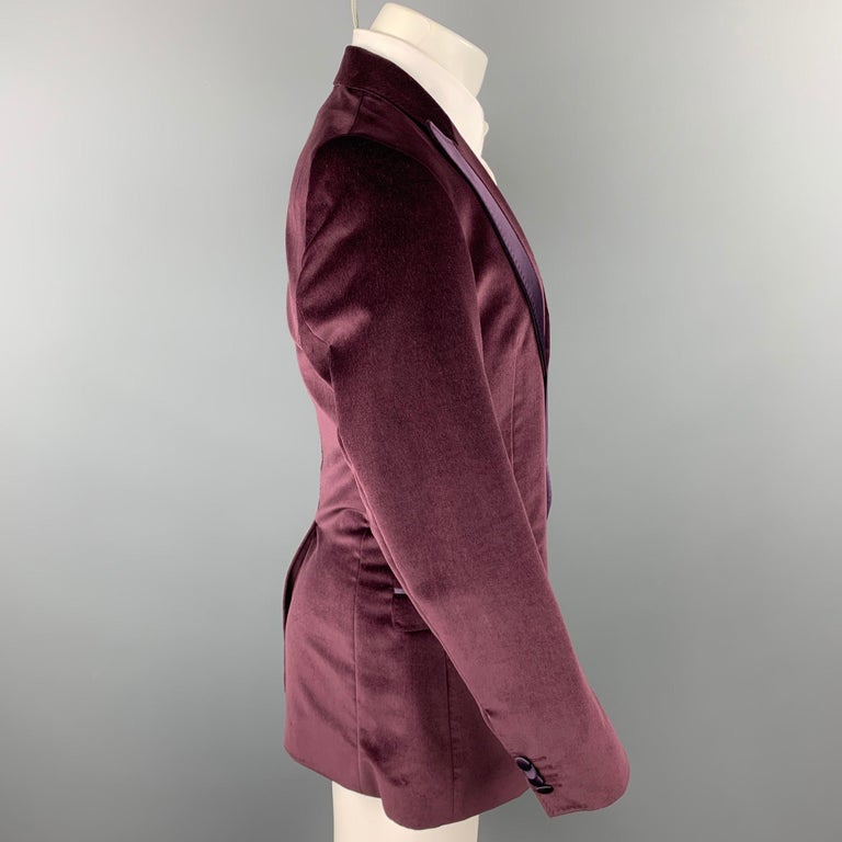 D&G by DOLCE and GABBANA Brad Size 42 Eggplant Purple Velvet Peak Lapel Sport Coat at 1stDibs
