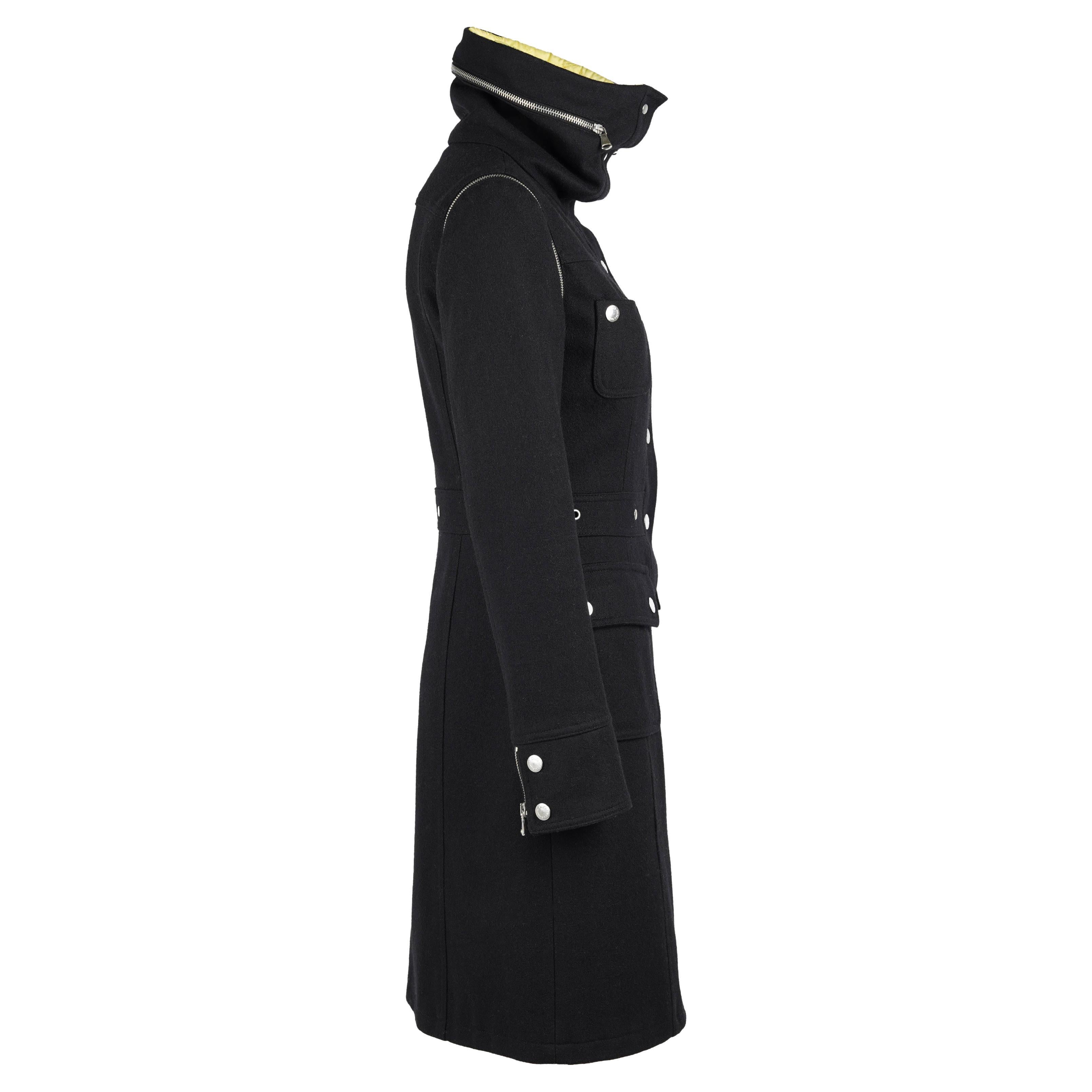 D&G by Dolce & Gabbana F/W 2003 Black Wool Snap Button Closure Coat In Good Condition For Sale In Berlin, DE