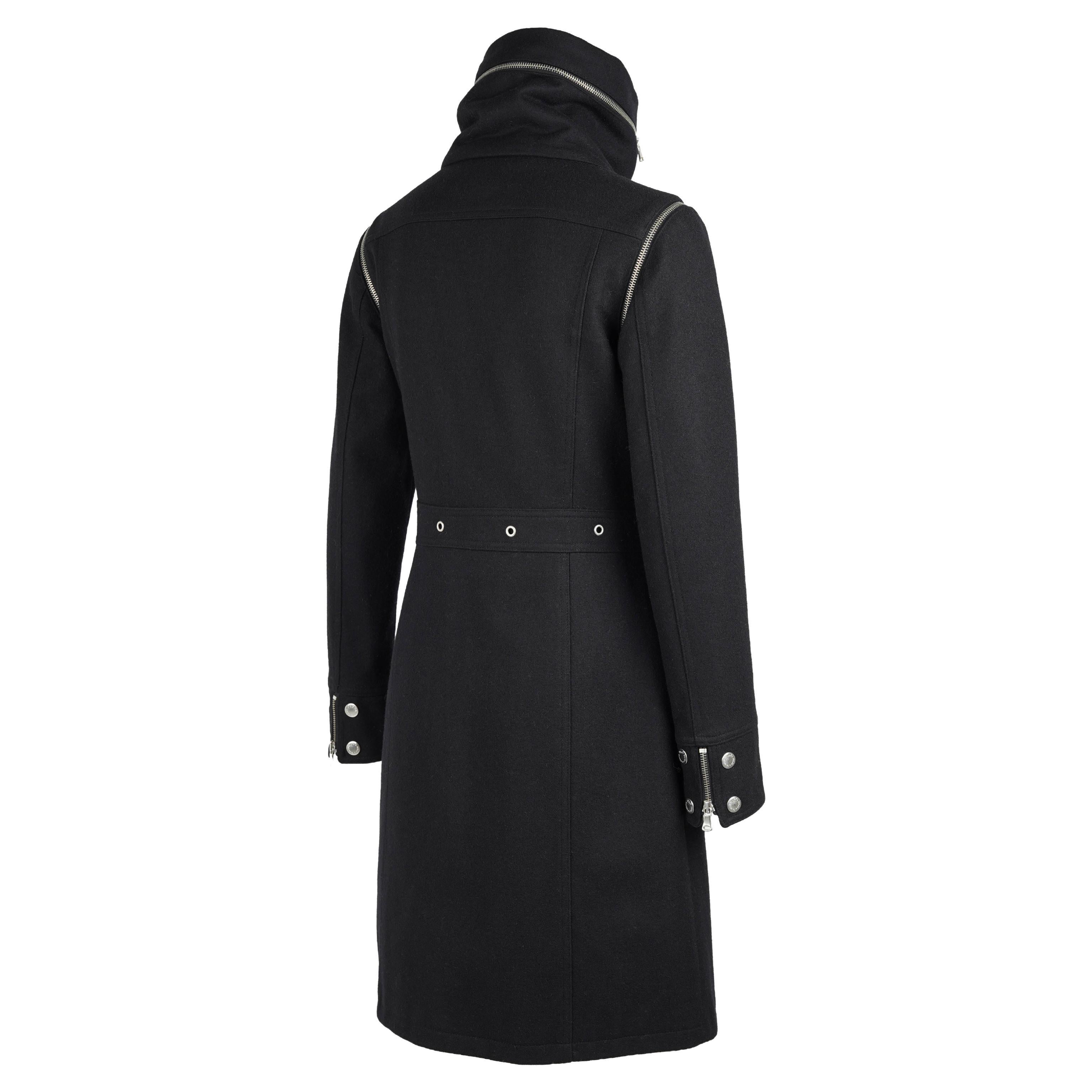 Women's D&G by Dolce & Gabbana F/W 2003 Black Wool Snap Button Closure Coat For Sale