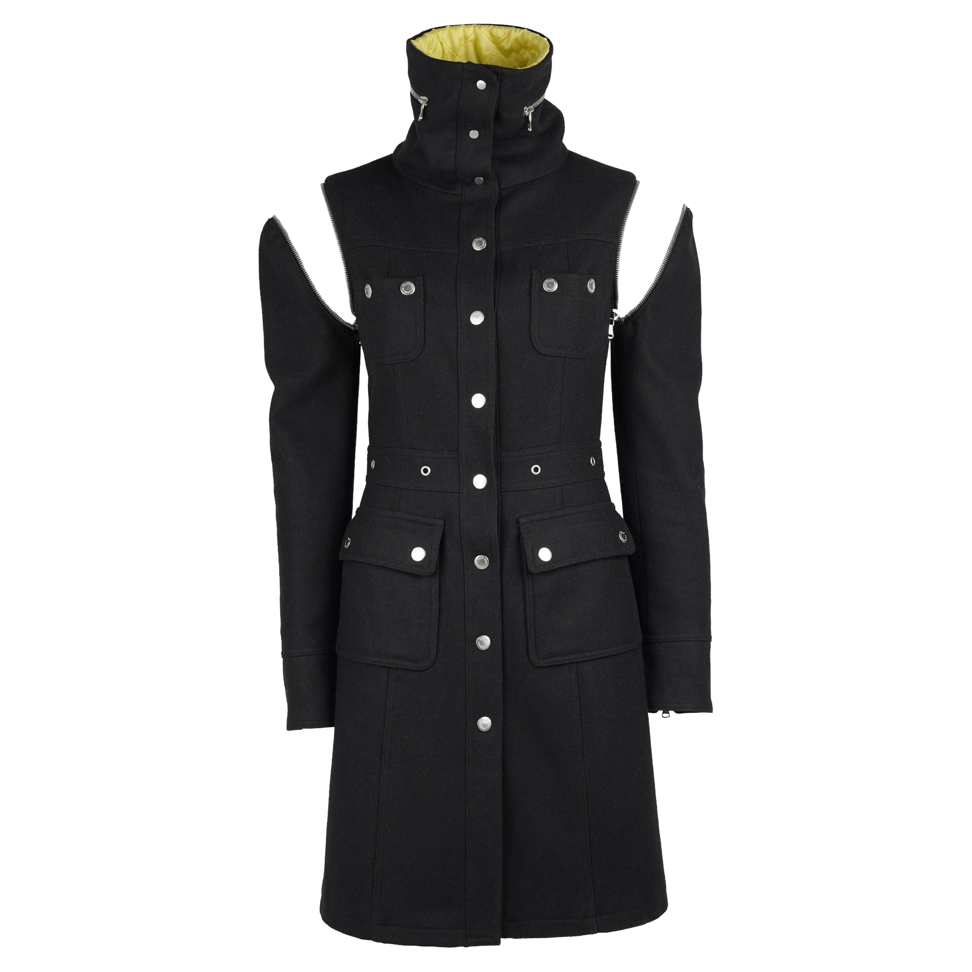 D&G by Dolce & Gabbana F/W 2003 Black Wool Snap Button Closure Coat For Sale 1