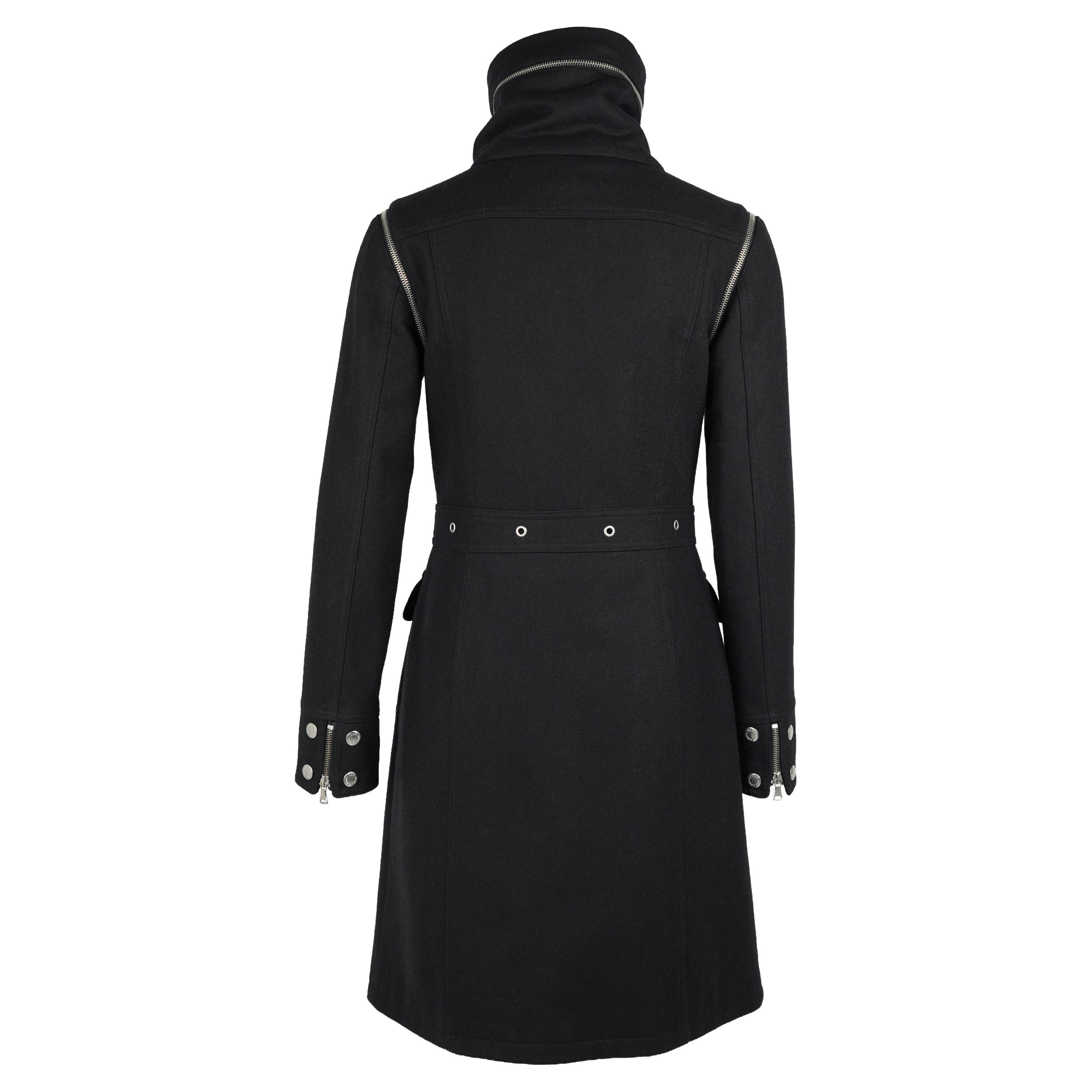 D&G by Dolce & Gabbana F/W 2003 Black Wool Snap Button Closure Coat For Sale 4