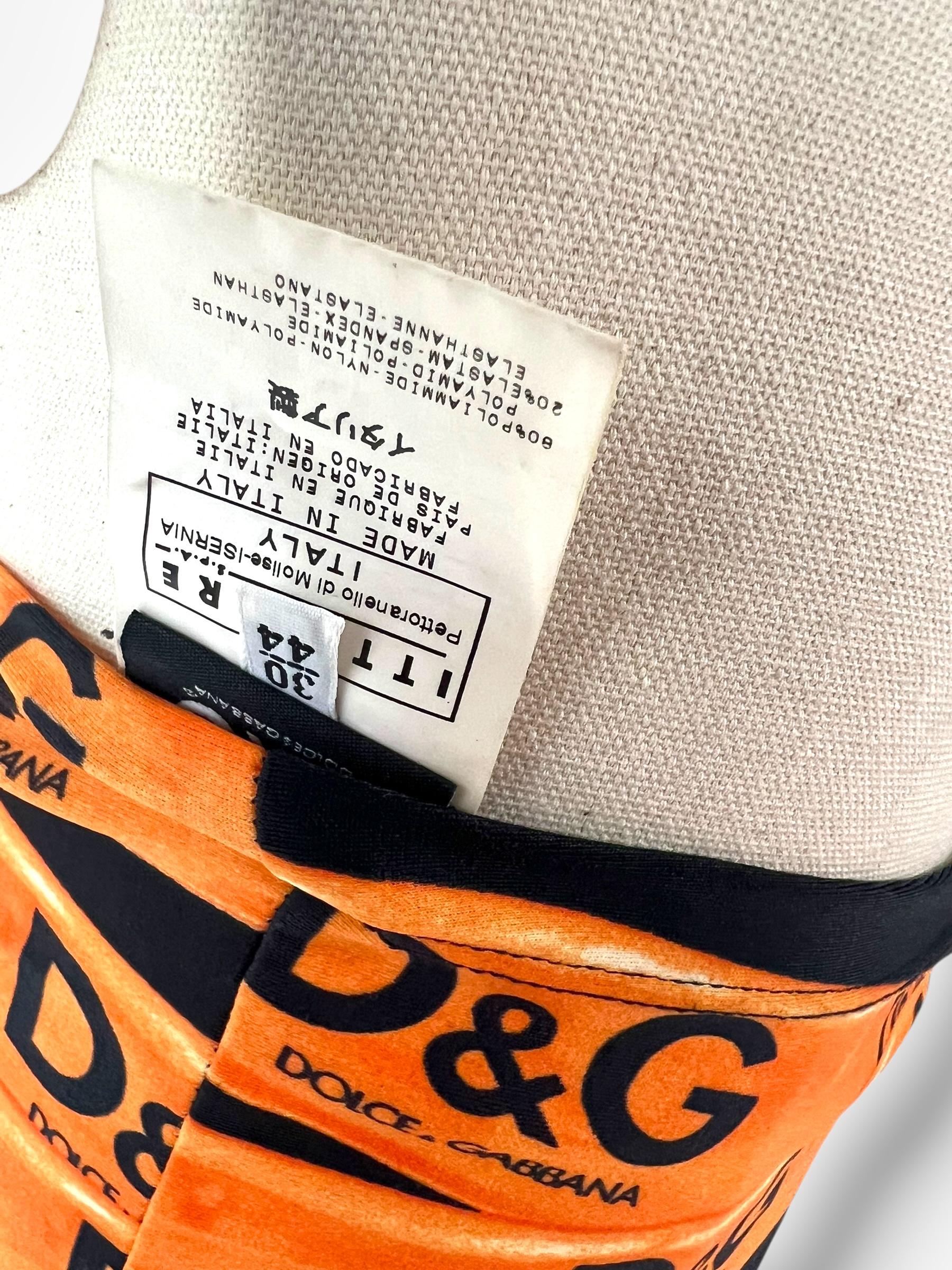 Marrone D&G by DOLCE & GABBANA, A/I 2003 Top a tubo 
