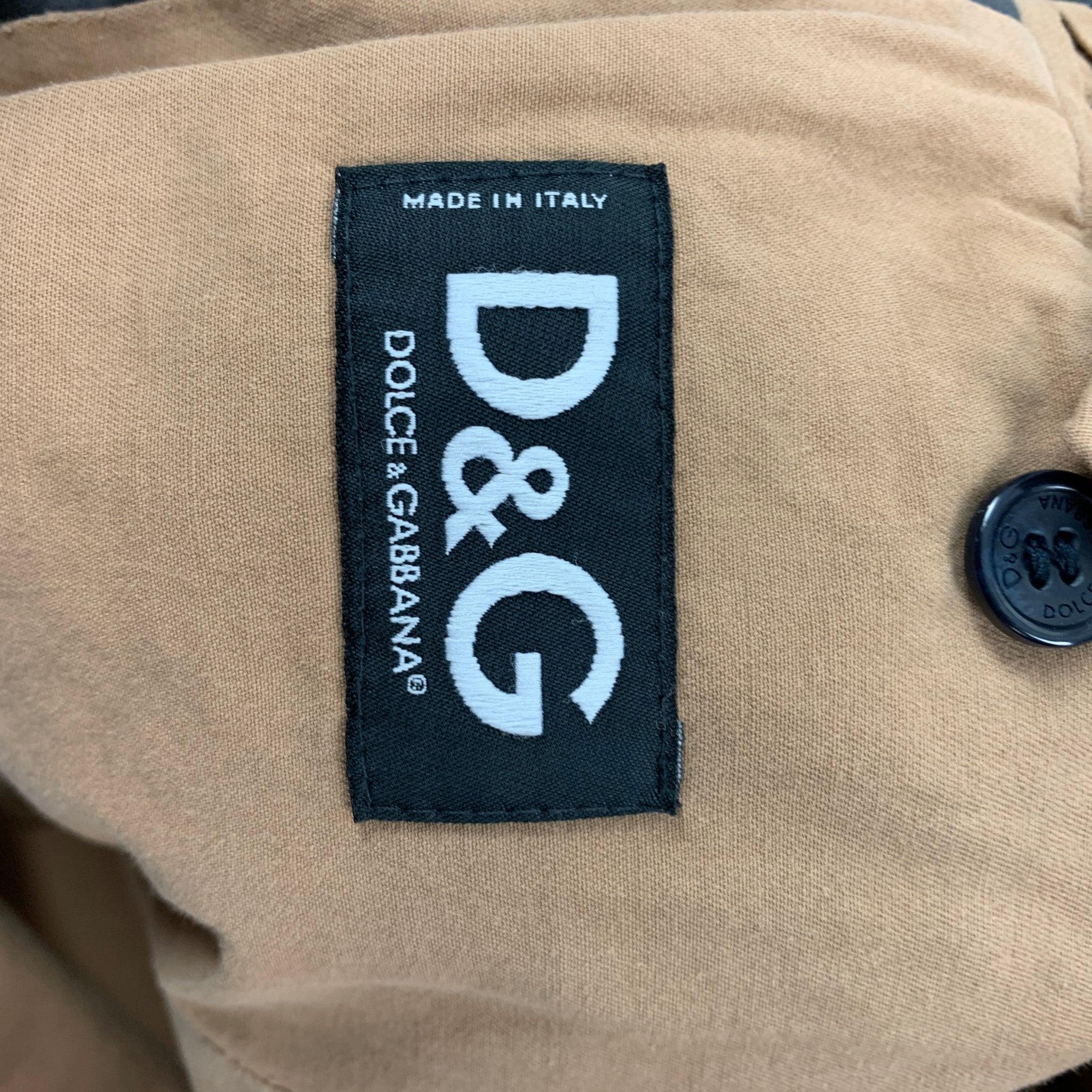 D&G by DOLCE & GABBANA Size 40 Blue Distressed Denim Jacket For Sale 4