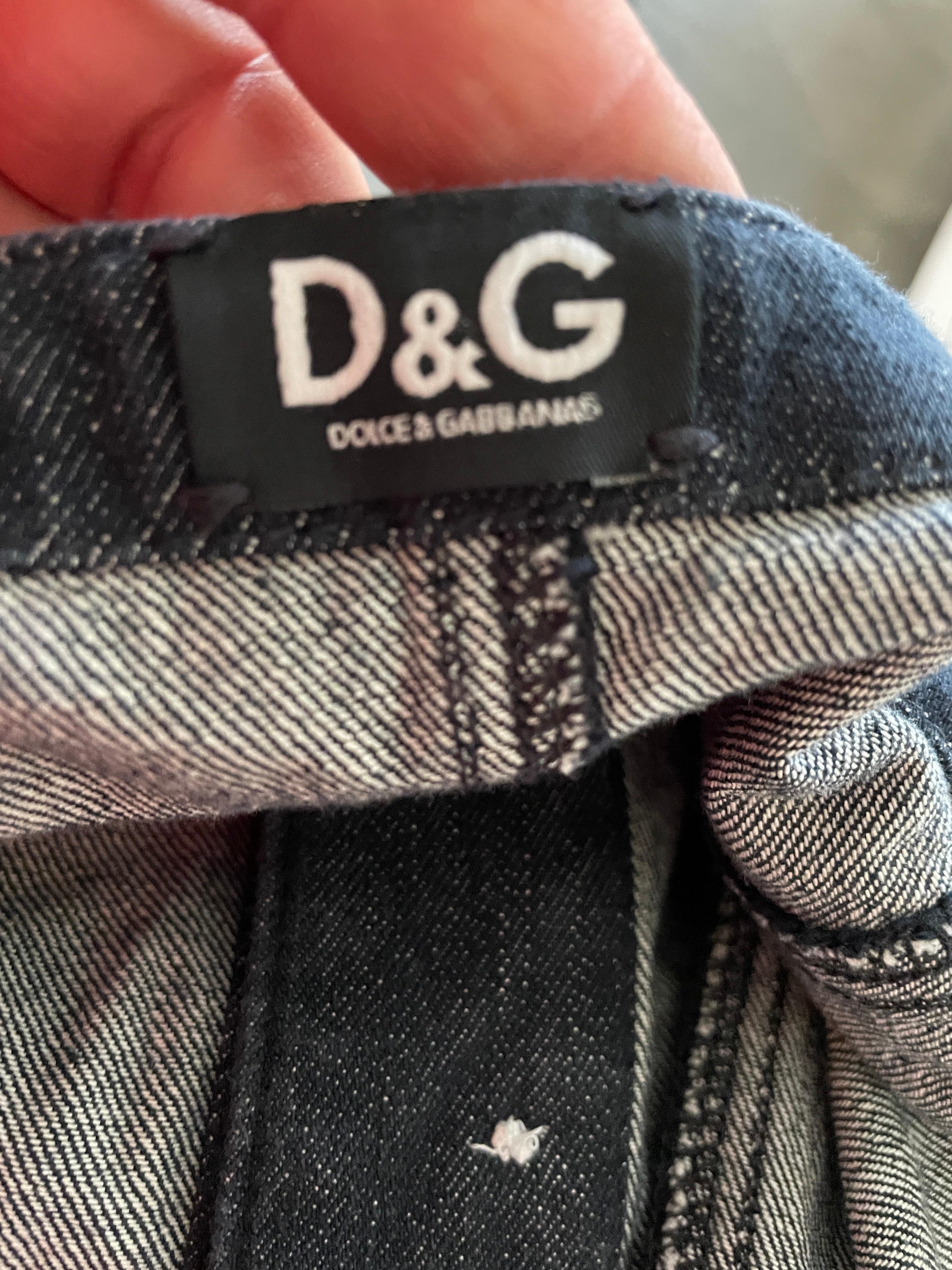 D&G by Dolce & Gabbana Vestido de cóctel vintage de seda con cinturilla vaquera
Talla 36
Busto 34
Cintura 27
Caderas 39