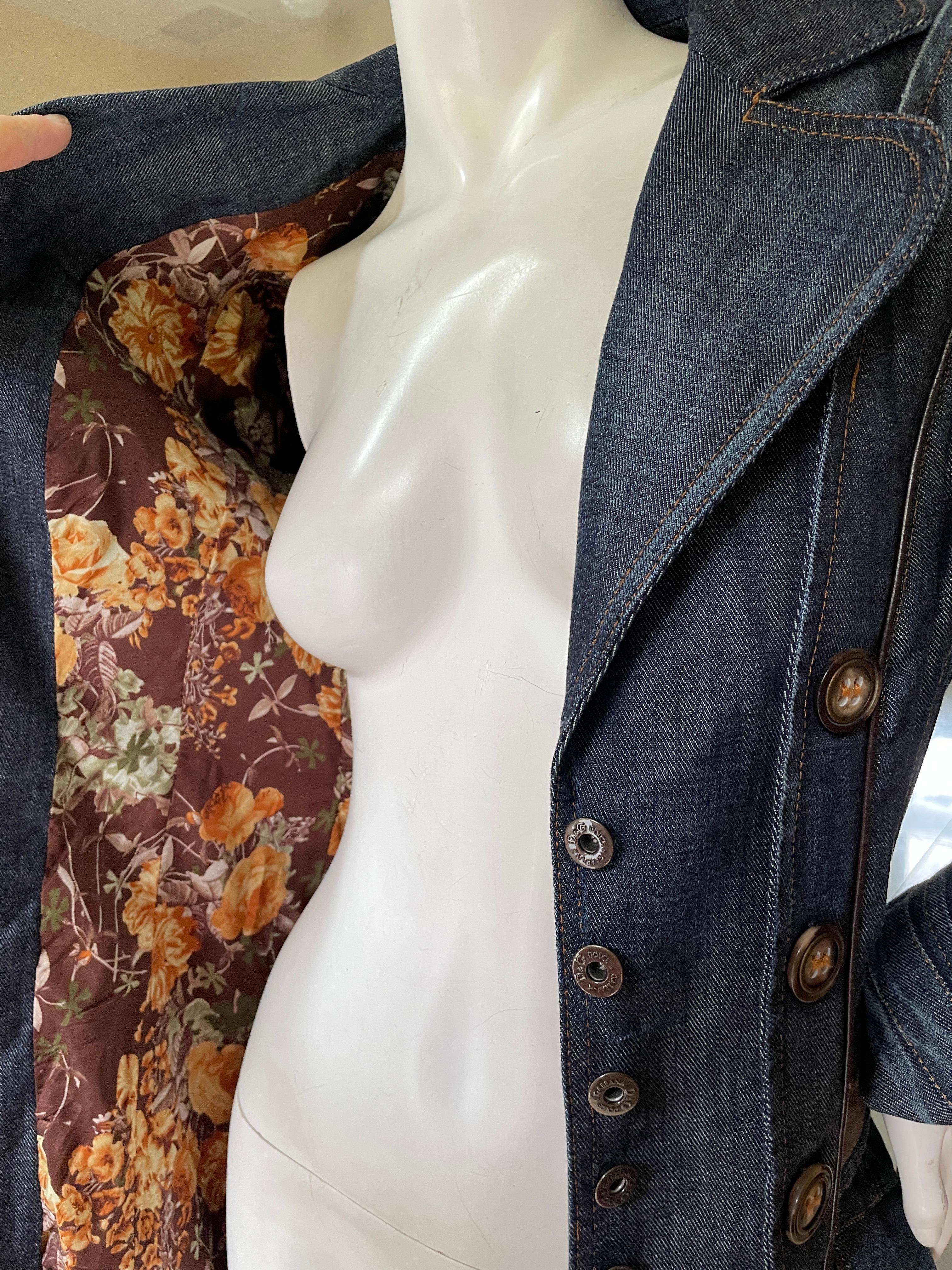 D&G by Dolce & Gabbana Vintage Silk Lined Denim Coat with Leather Waistband For Sale 6