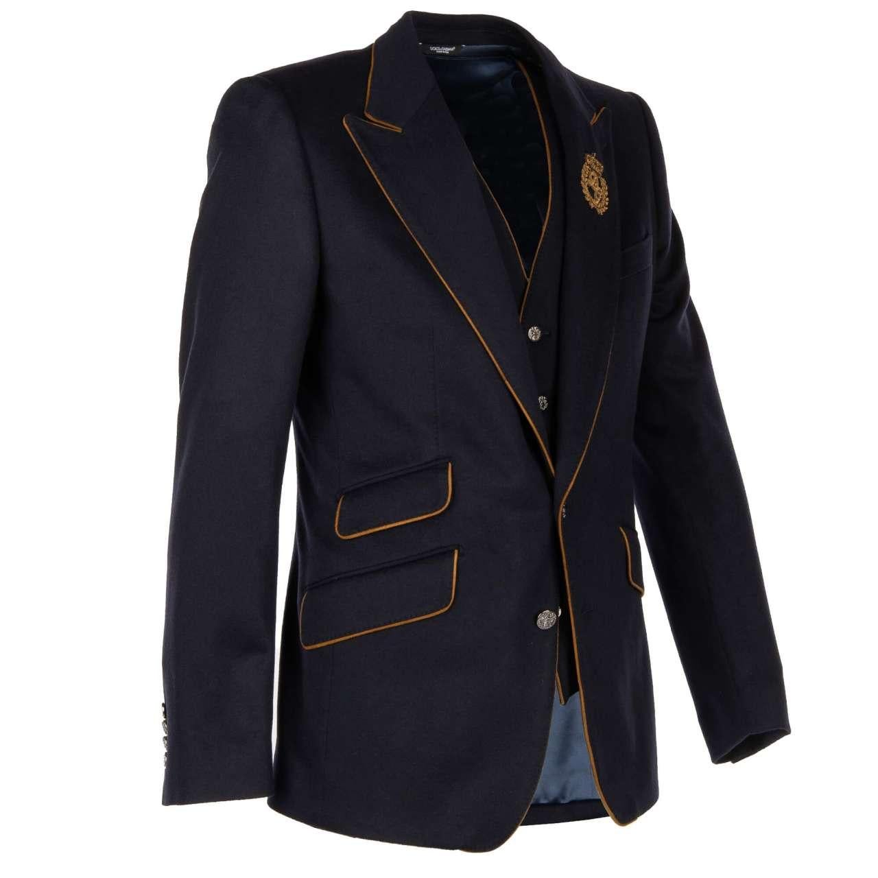 - Exclusive Cashmere Jacket / Blazer and Vest Ensemble with embroidered logo and crown, textured buttons and contrsats leather seams by DOLCE & GABBANA - SICILIA Line - Former RRP: EUR 3.950 - MADE IN ITALY - New with Tag - Slim Fit - Model: