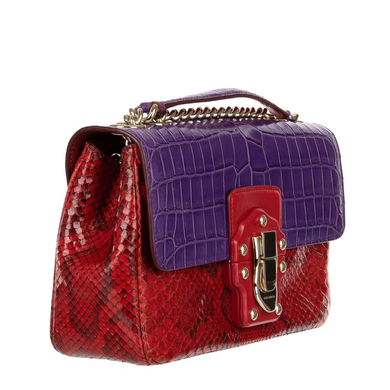 D&G Croco Snake Leather Shoulder Bag LUCIA with Chain Strap Red Purple In Excellent Condition For Sale In Erkrath, DE