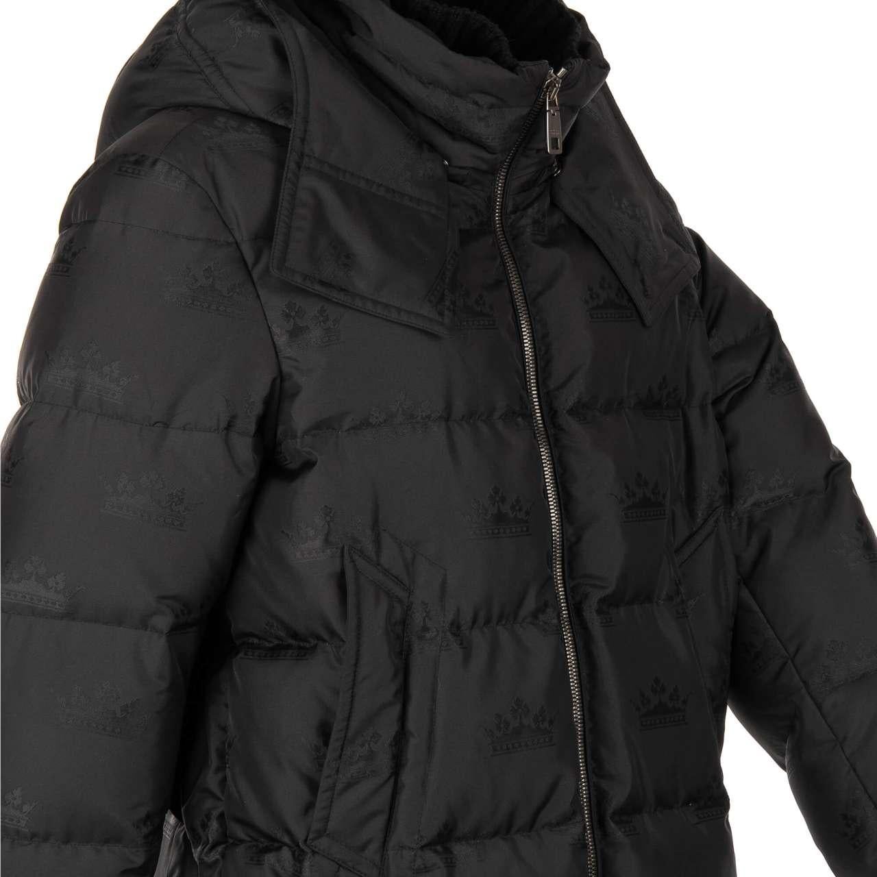 D&G Crowns Textured Hooded Down Jacket with Knit Details Black 50 M-L For Sale 1