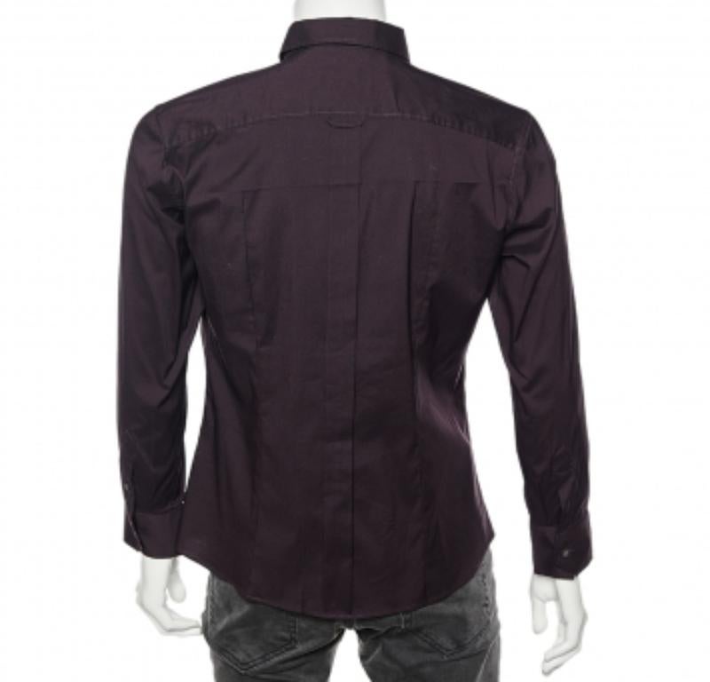 D&G Chemise Brad bourgogne foncée en coton à boutons sur le devant M Excellent état - En vente à Dubai, Al Qouz 2