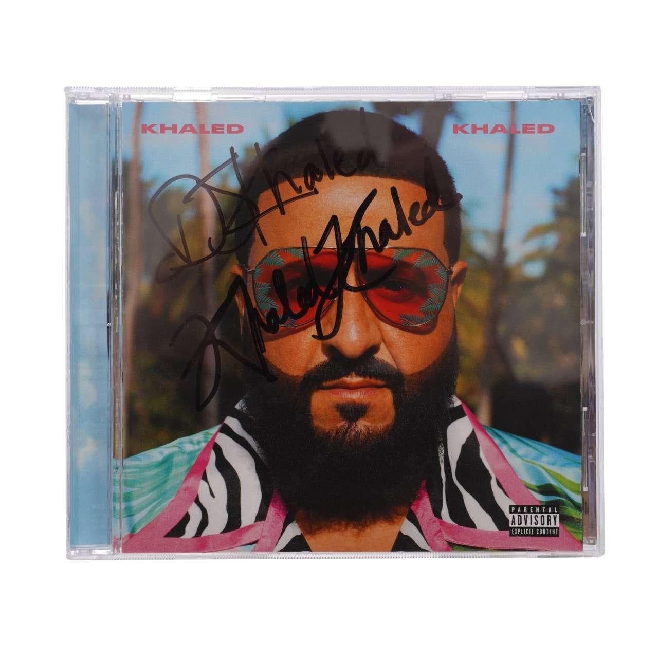D&G - DJ Khaled Silk Flamingo Zebra Shirt Blouse with Sunglasses and CD 40 For Sale 2