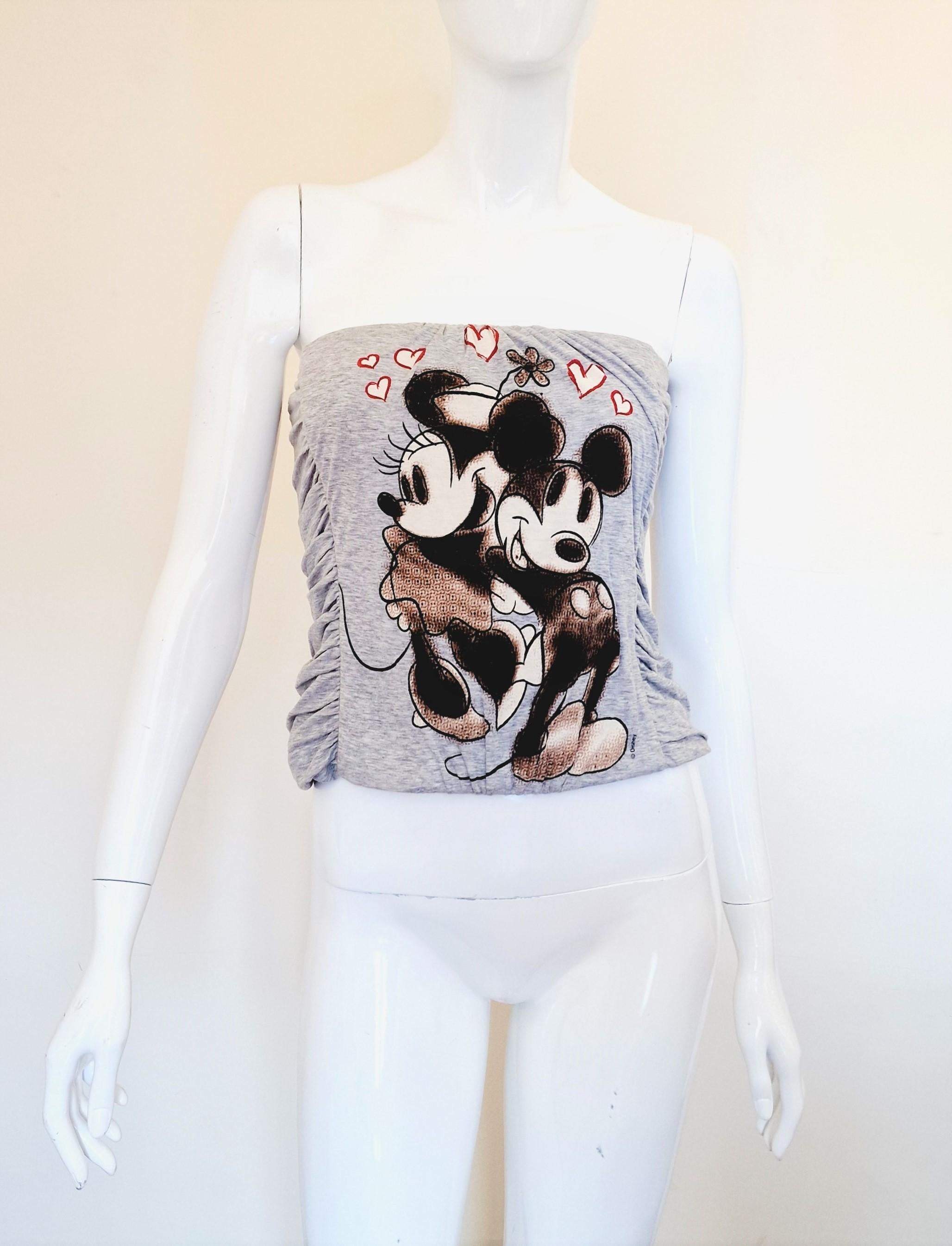 Rare Dolce and Gabbana Minnie & Mickey Mouse boned corset!
From the Womens Fall Winter 2004/2005 collection!

EXCELLENT condition!

SIZE
Fits from size small to medium. Stretchy!
Marked size: IT40.
Please, check the measurements:
Length: 32 cm /