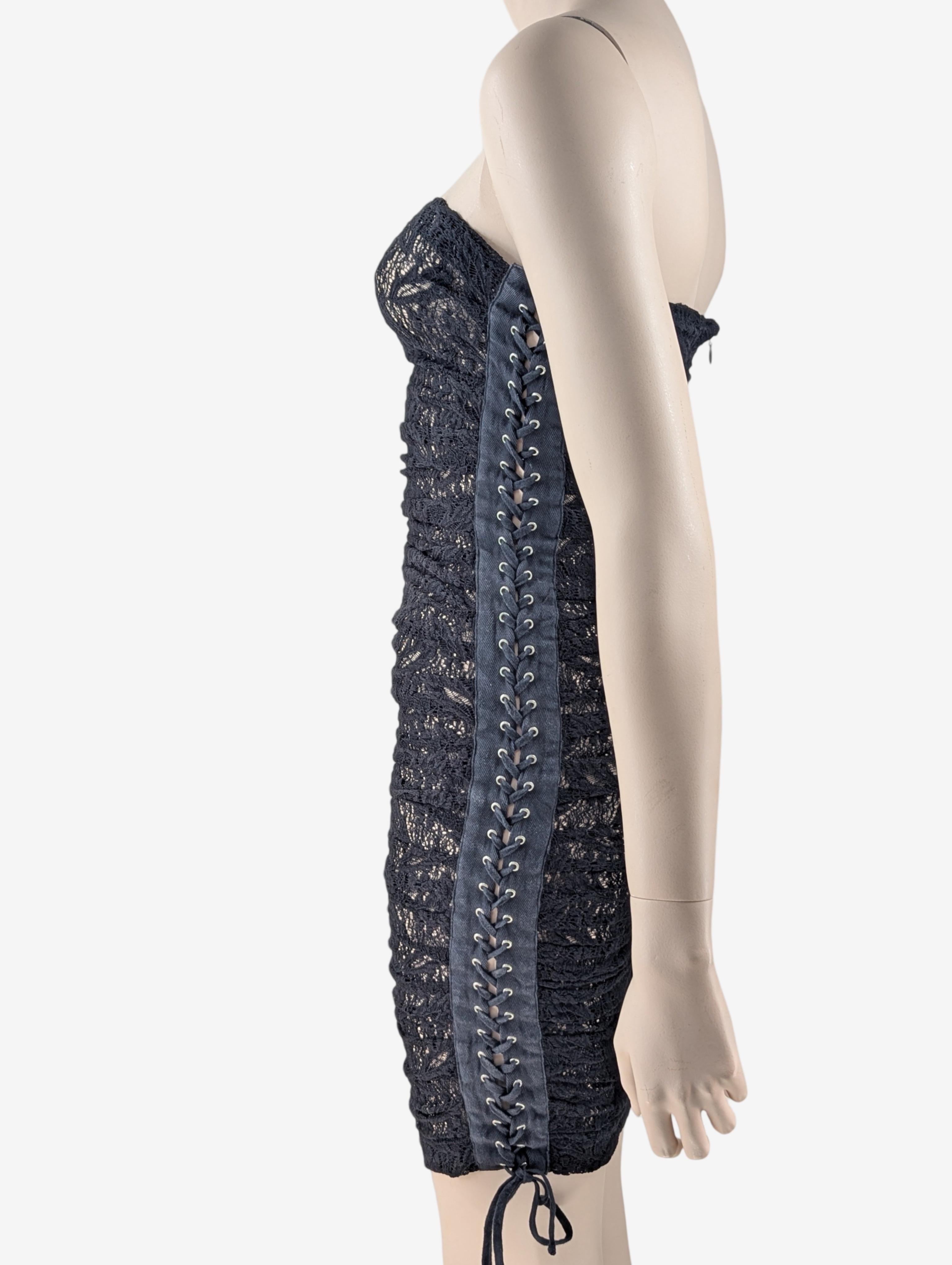 D&G Dolce and Gabbana S/S 2007 Laces Bustier Sheer Dress For Sale 9