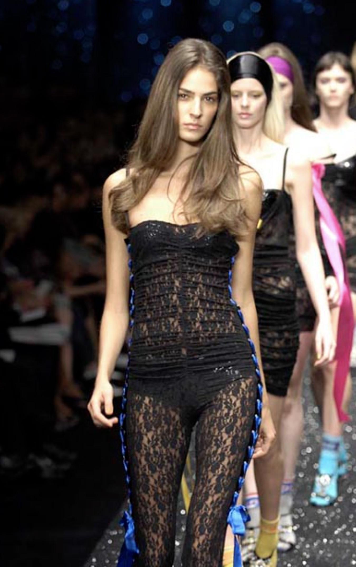 D&G Dolce and Gabbana S/S 2007 Laces Bustier Sheer Dress For Sale 12