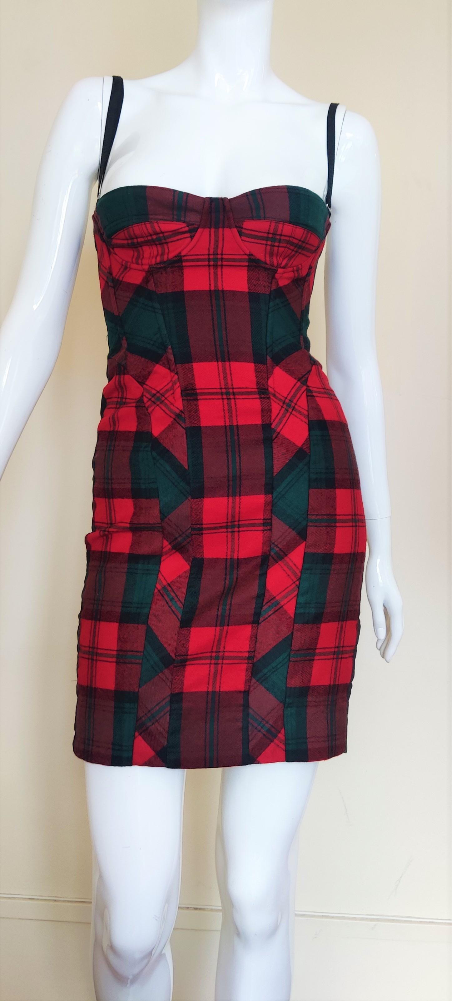 D&G Dolce and Gabbana Tartan Plaid Pattern Bustier Cocktail Top Corset Dress For Sale 3