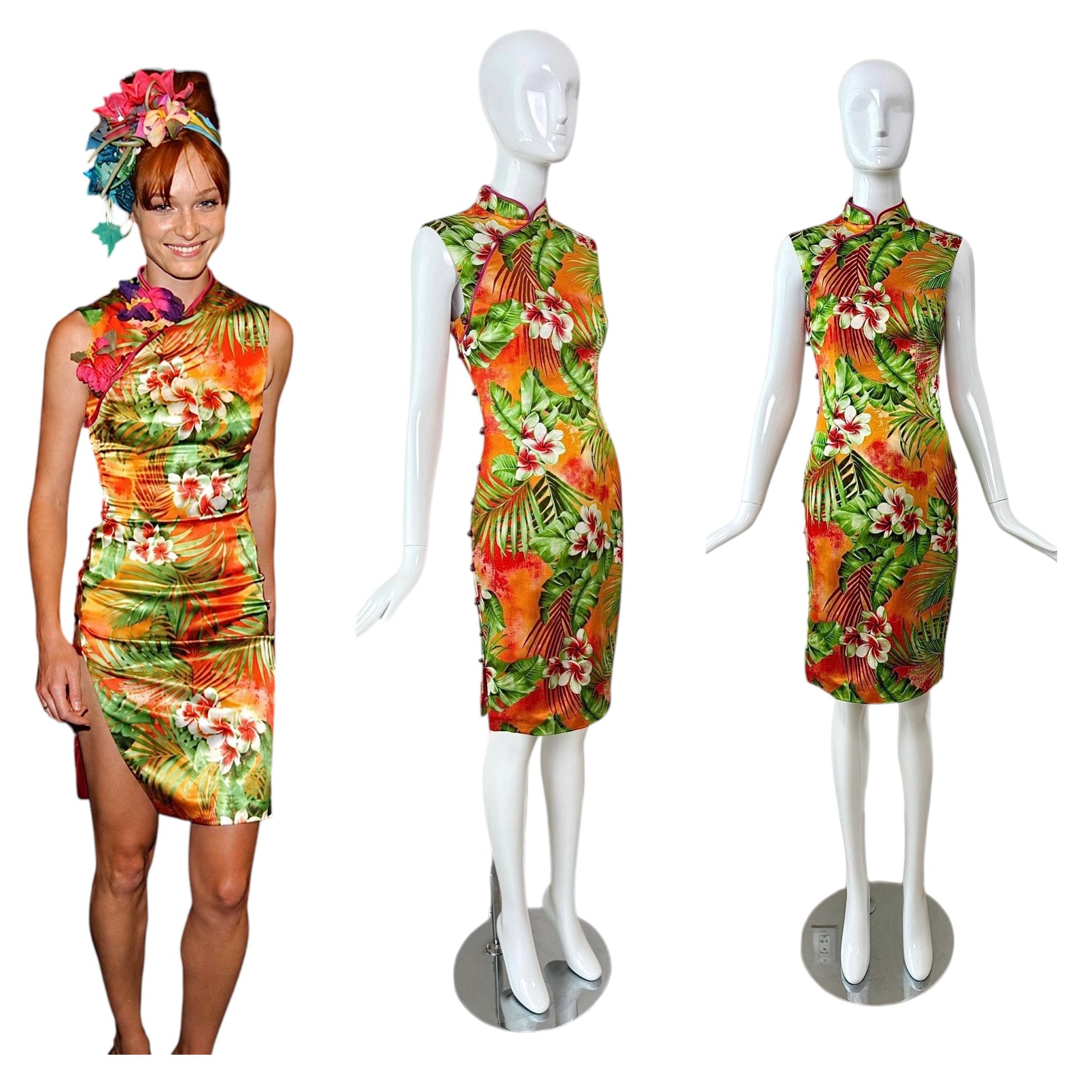 D&G DOLCE & GABBANA 2005 Vintage Runway Cheongsam Tropical Floral Dress For Sale