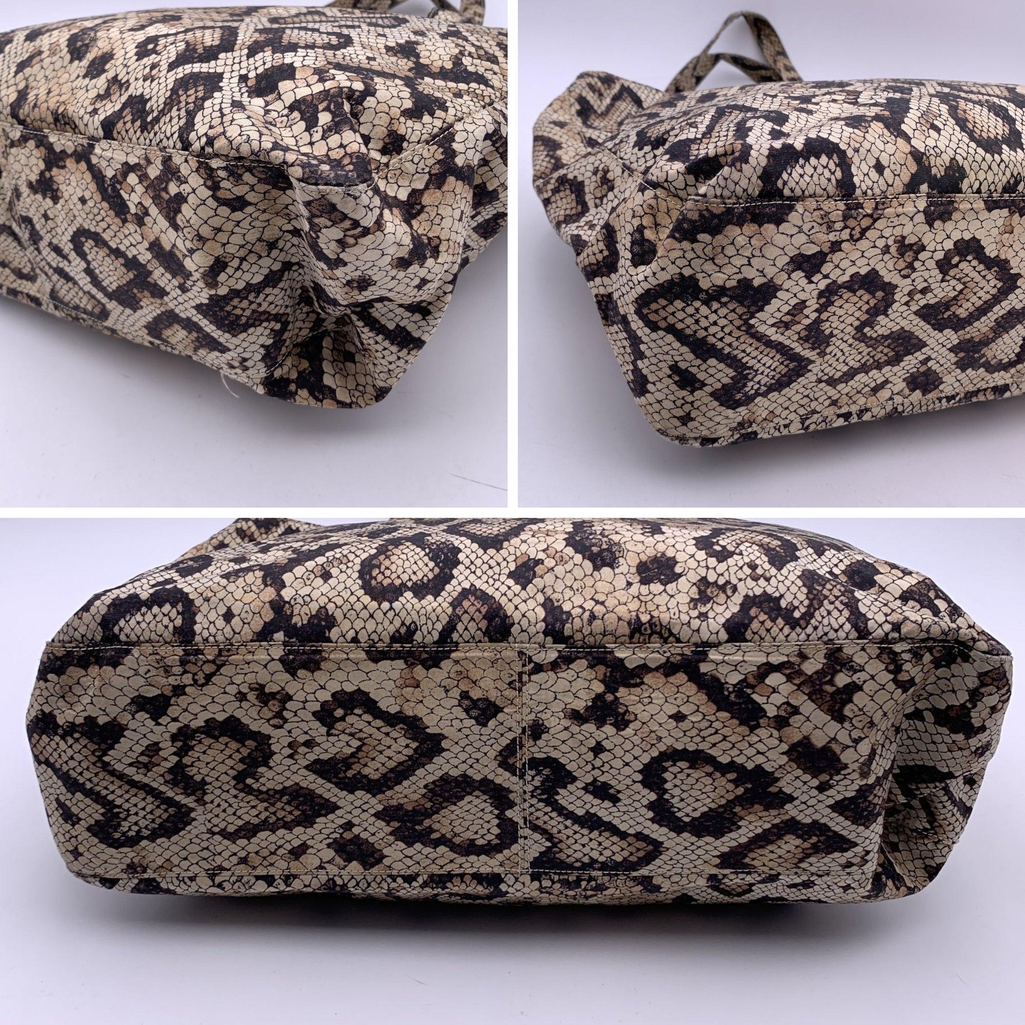 D&G Dolce & Gabbana Beige Animalier Pattern Nylon Tote Bag In Excellent Condition In Rome, Rome