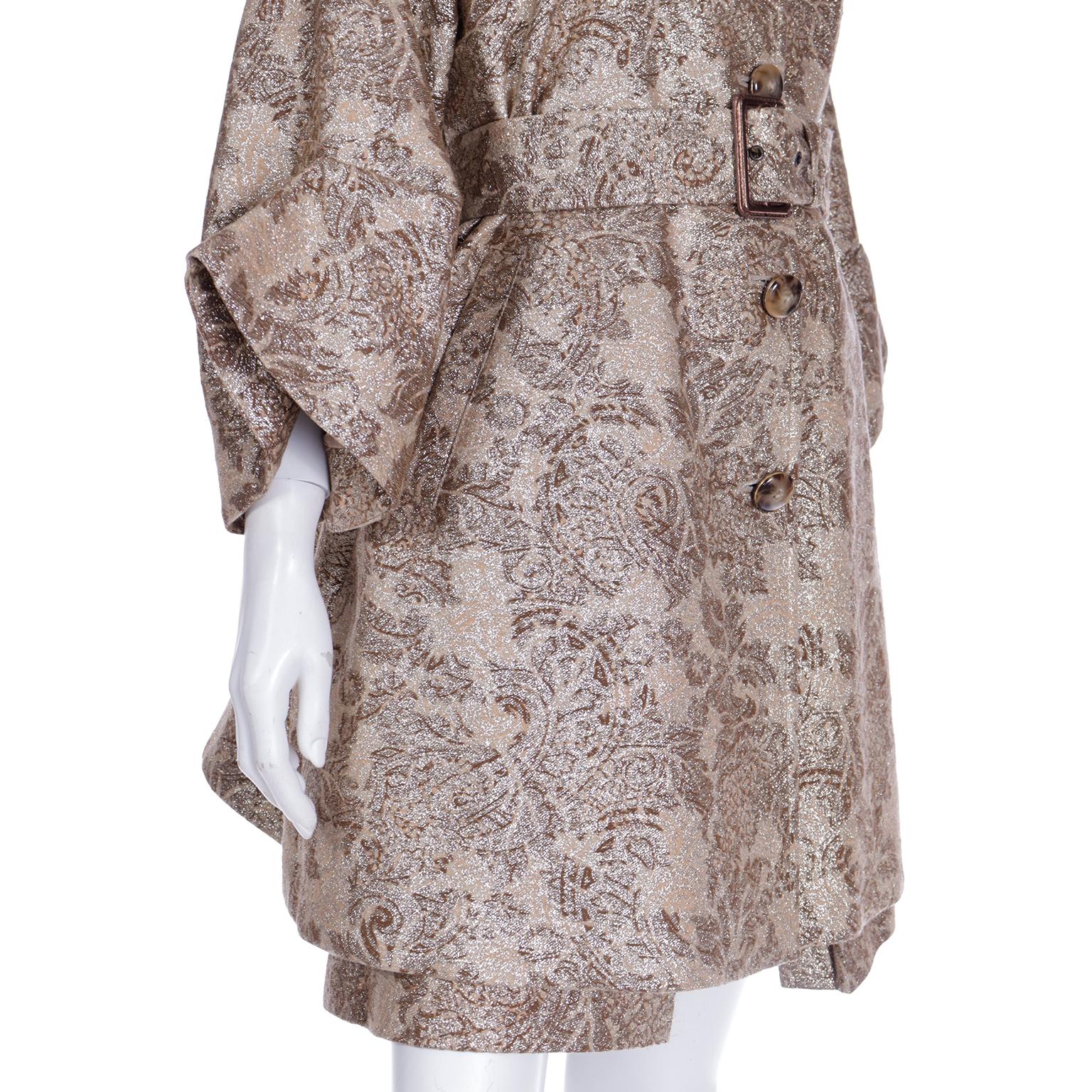Robe et manteau à fleurs dorées D&G Dolce & Gabbana avec ceinture Amy Winehouse 2007 en vente 8