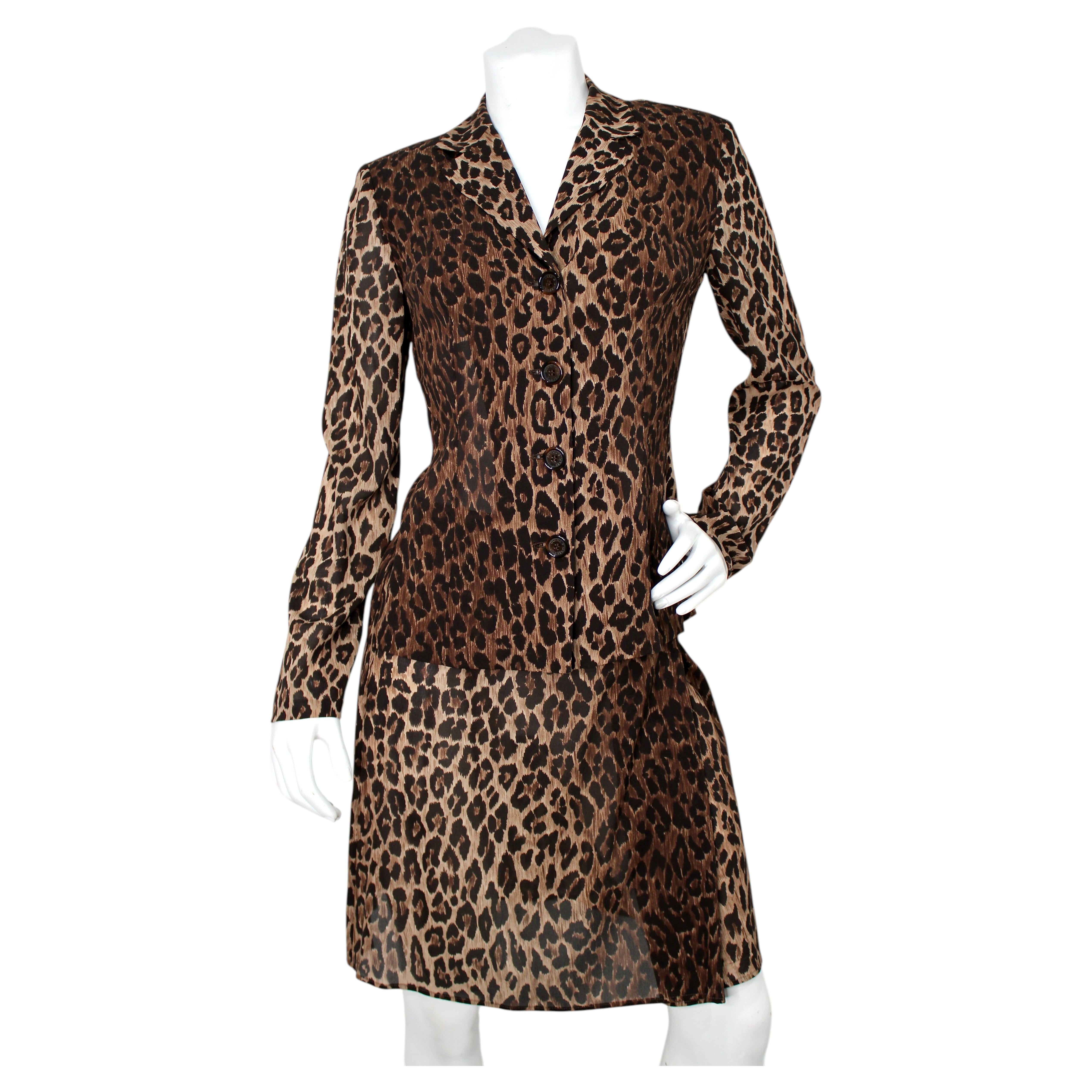 D&G Dolce & Gabbana Seidenbluse mit Leopardenmuster, Knopfleiste und langen Ärmeln, CIRCA 1990er Jahre